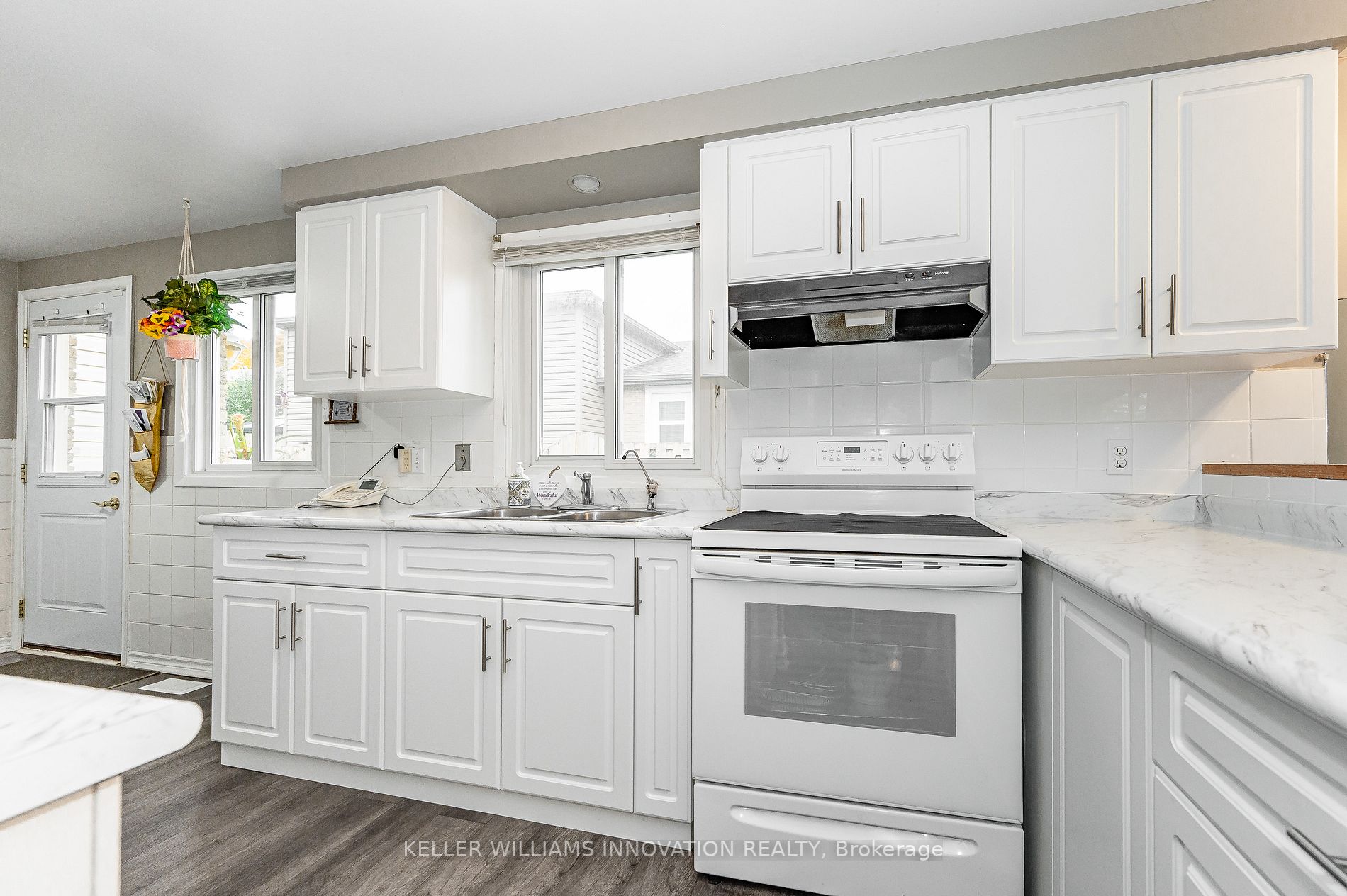 43 Frobisher Crt