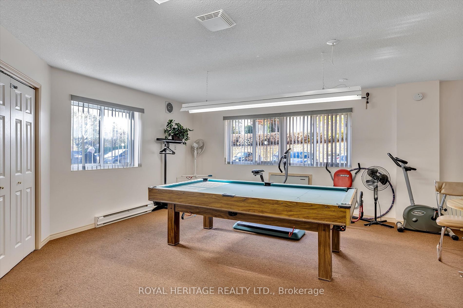 475 Parkhill Rd, #220