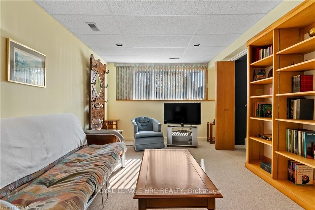 5 Alden Crt