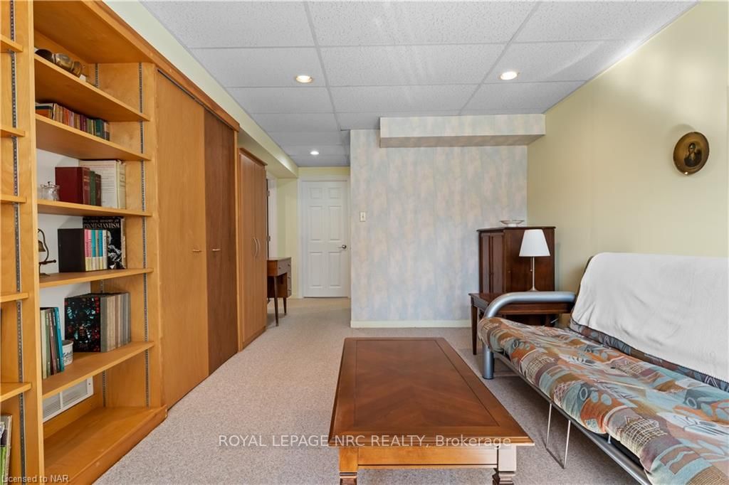 5 Alden Crt