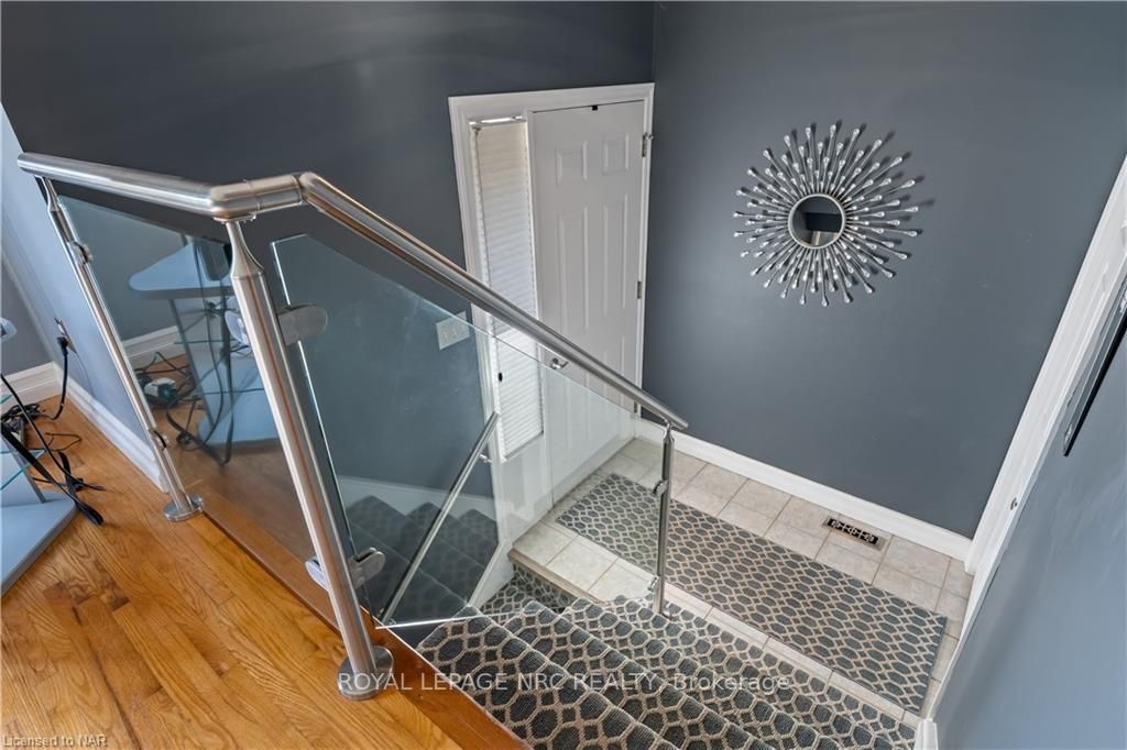 5 Alden Crt