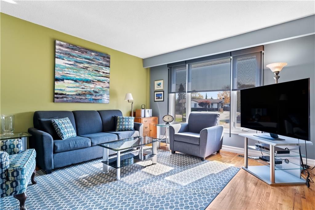 5 Alden Crt