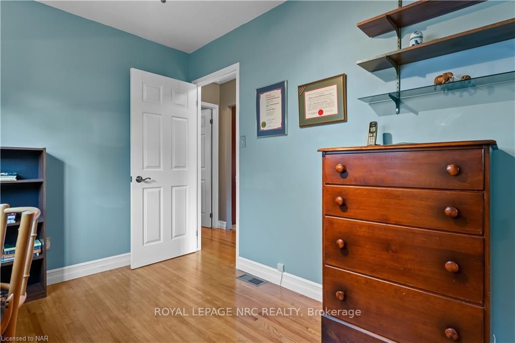 5 Alden Crt
