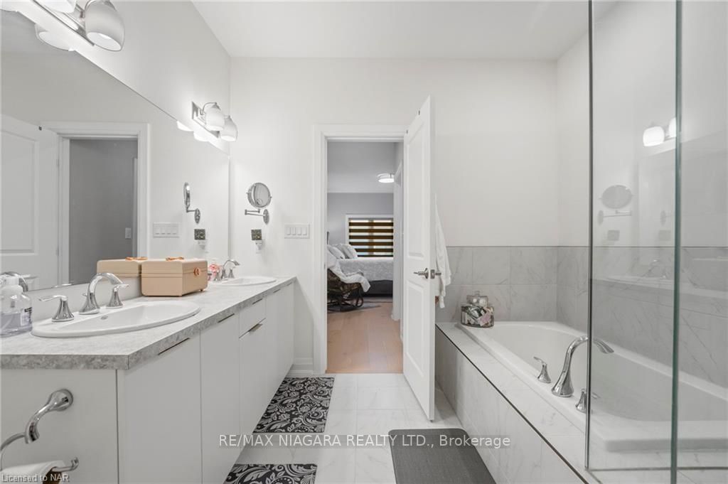 9150 Willoughby Dr, #30