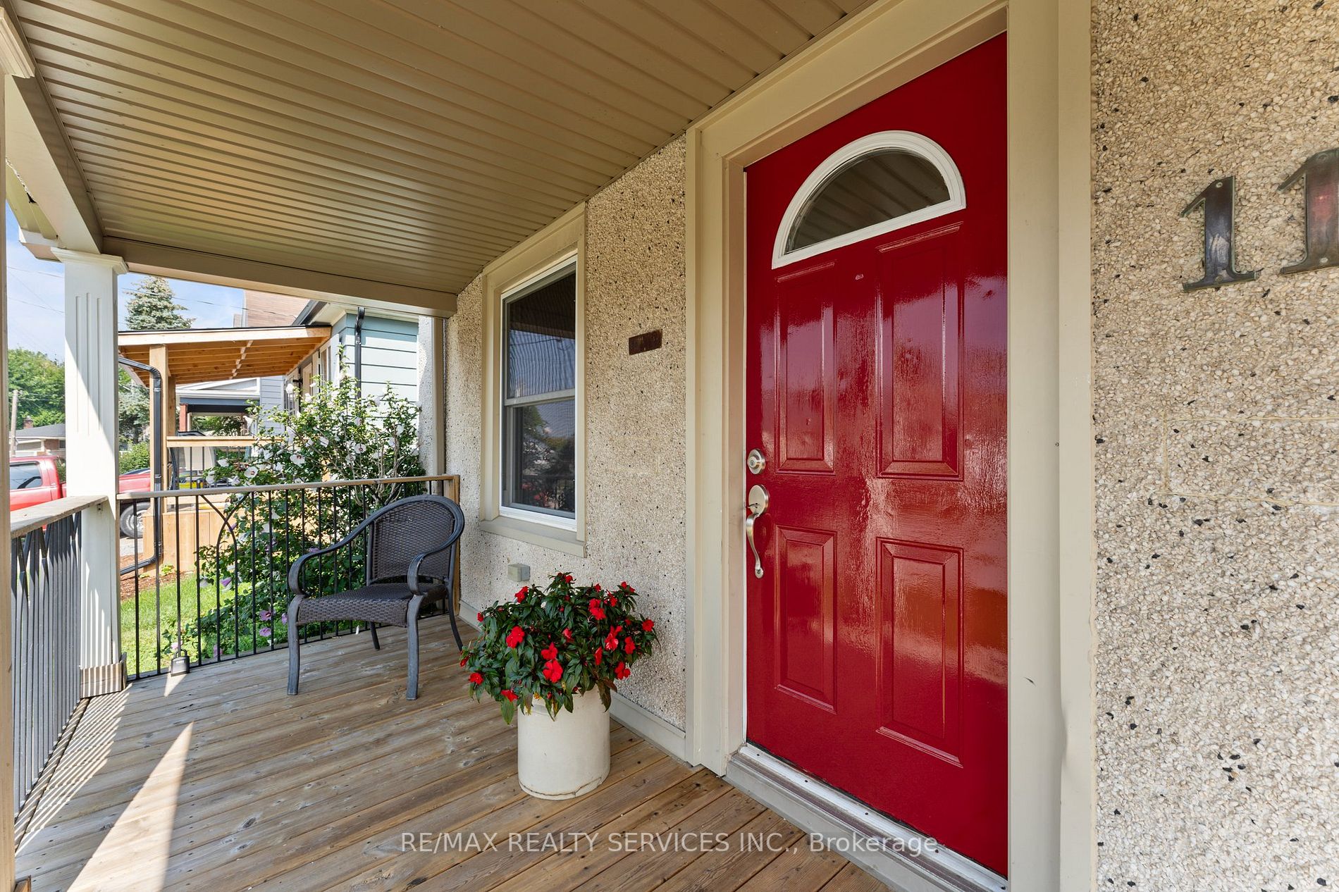11 Herrick Ave