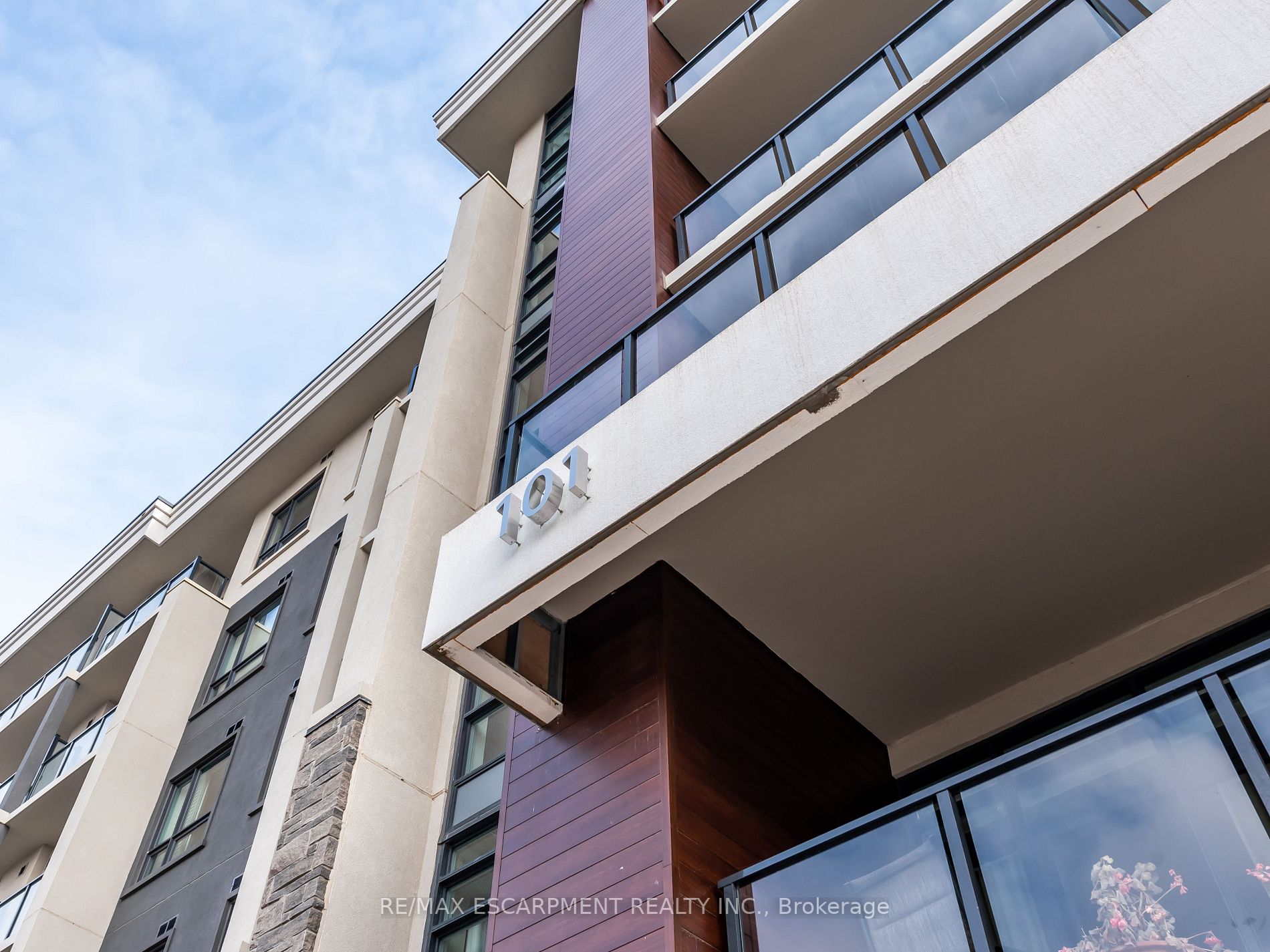 101 Shoreview Pl, #620