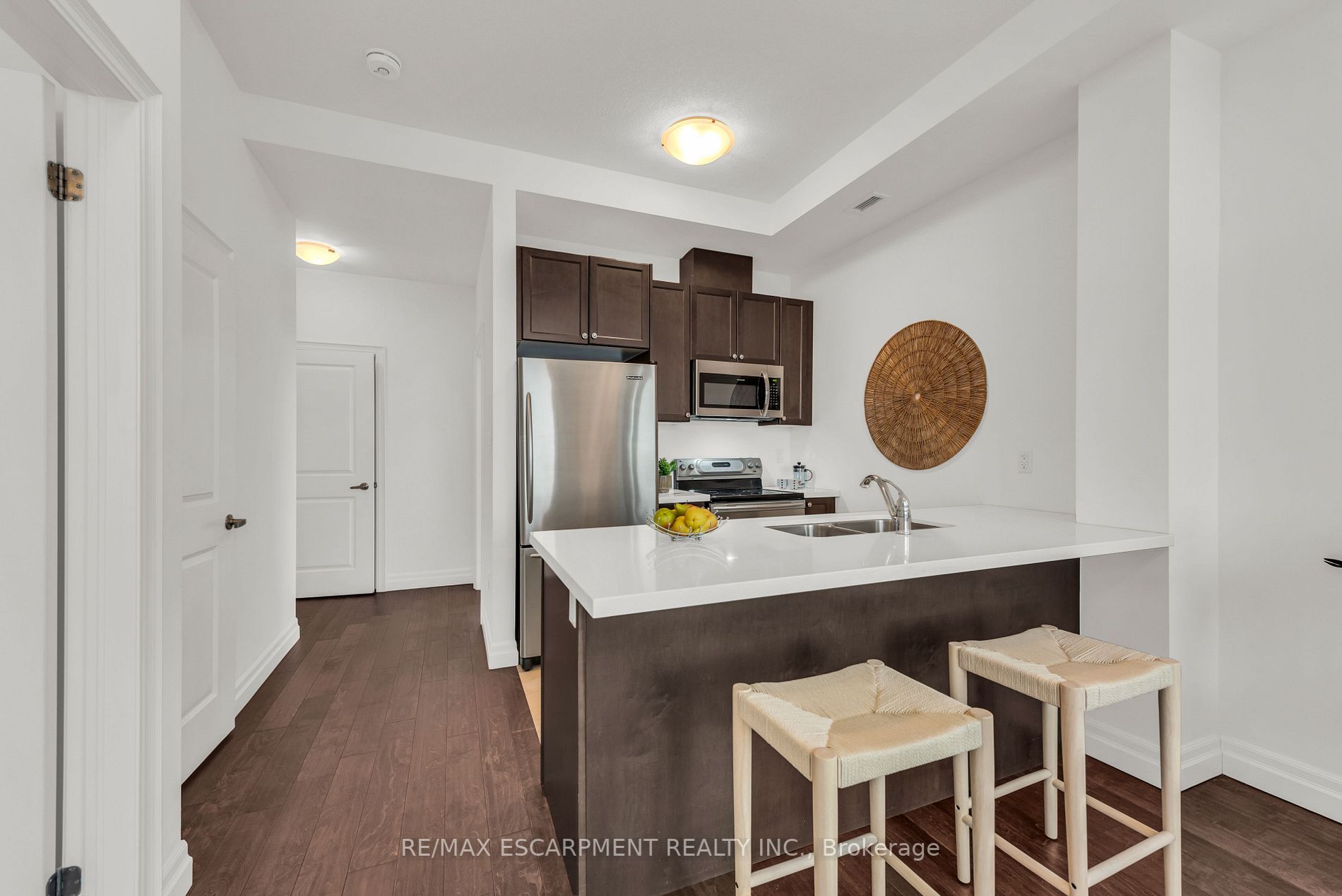 101 Shoreview Pl, #620