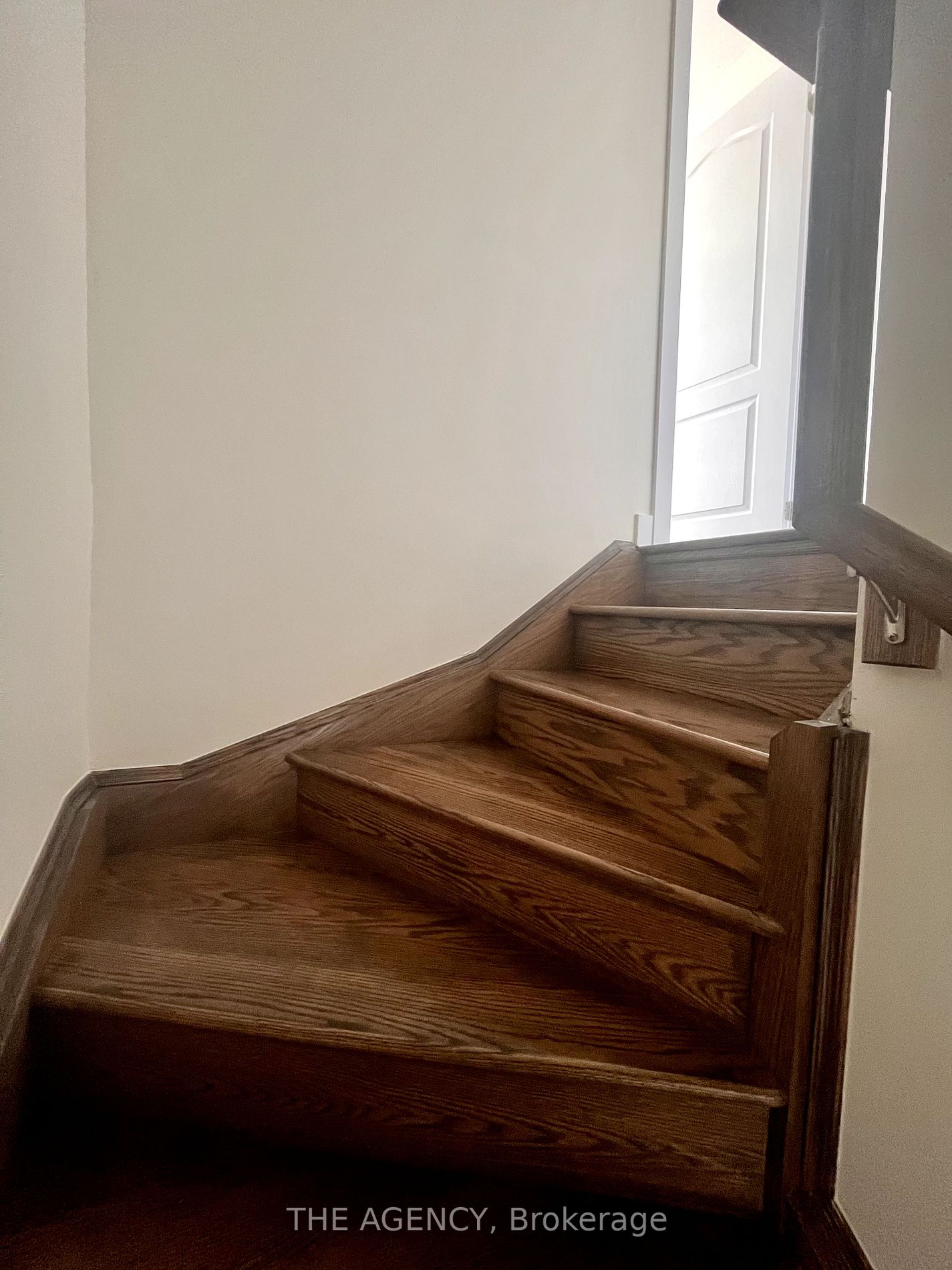 35 Baskett St