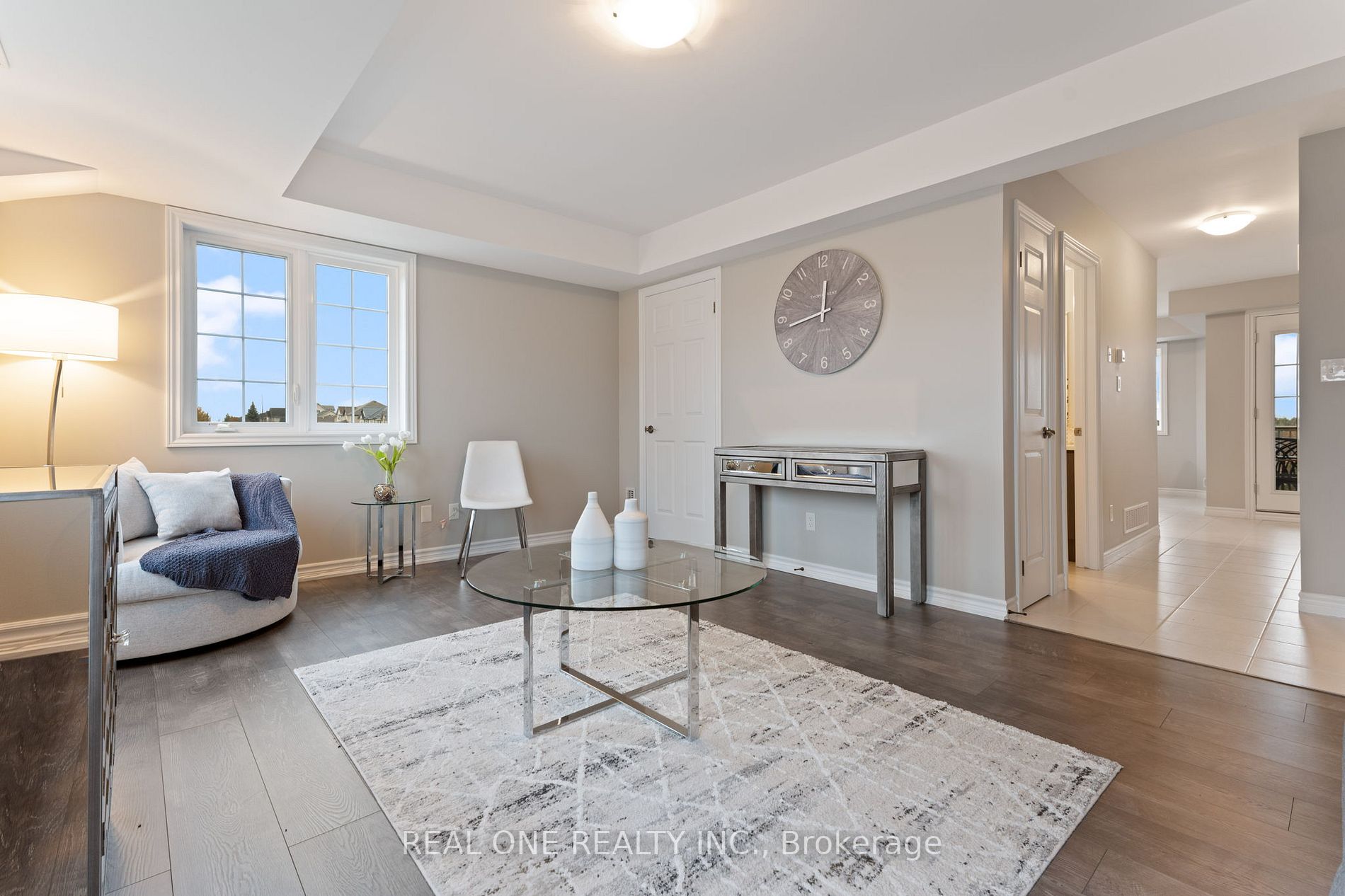 85 Mullin Dr, #1B