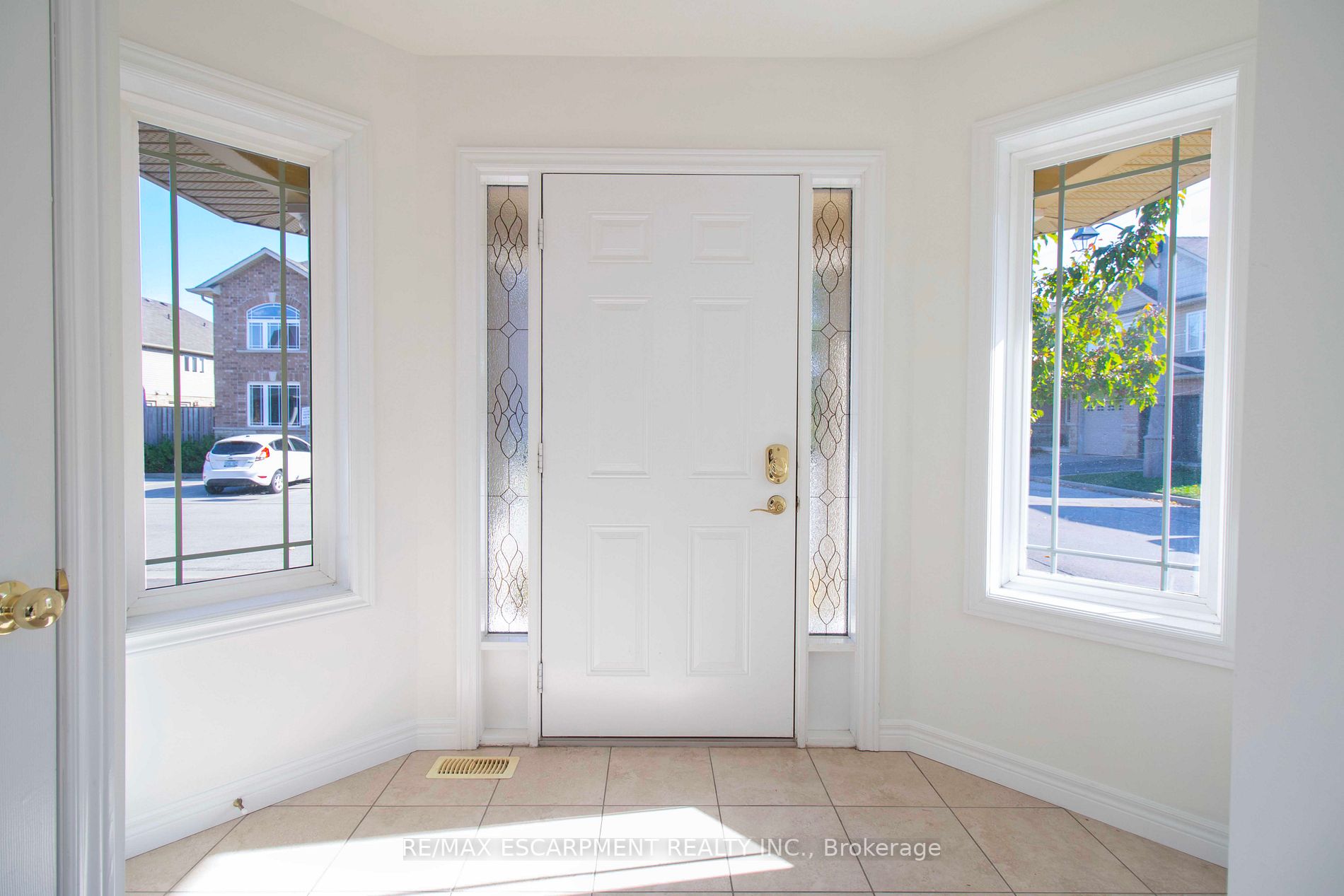 56 Geranium Ave