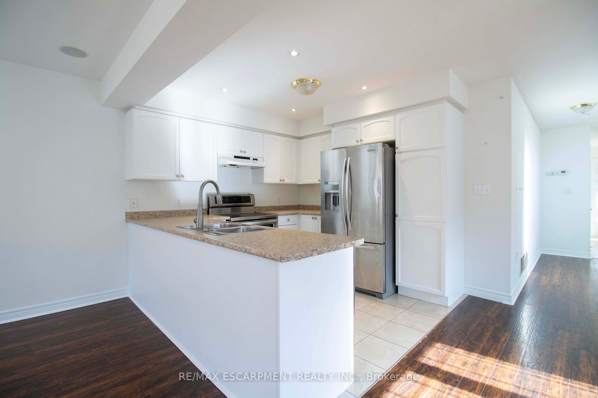 56 Geranium Ave