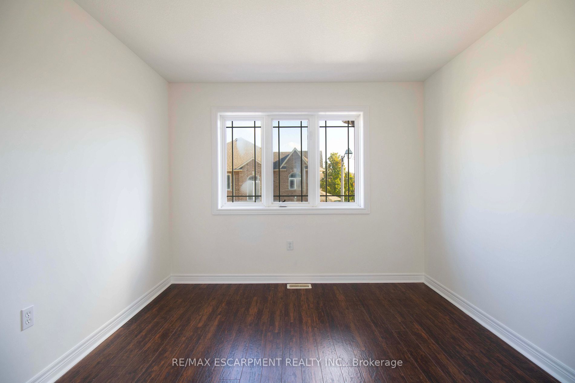 56 Geranium Ave