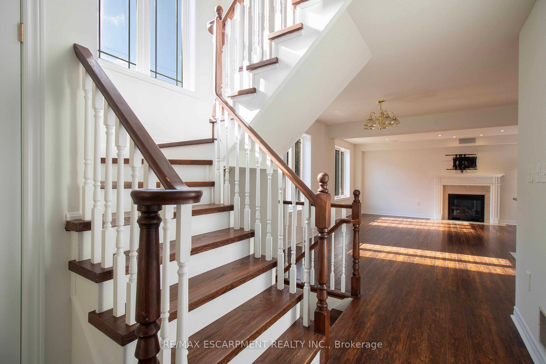 56 Geranium Ave