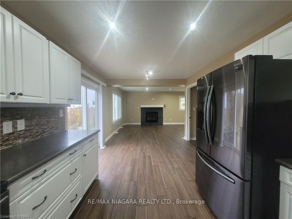 6464 Bellevue St