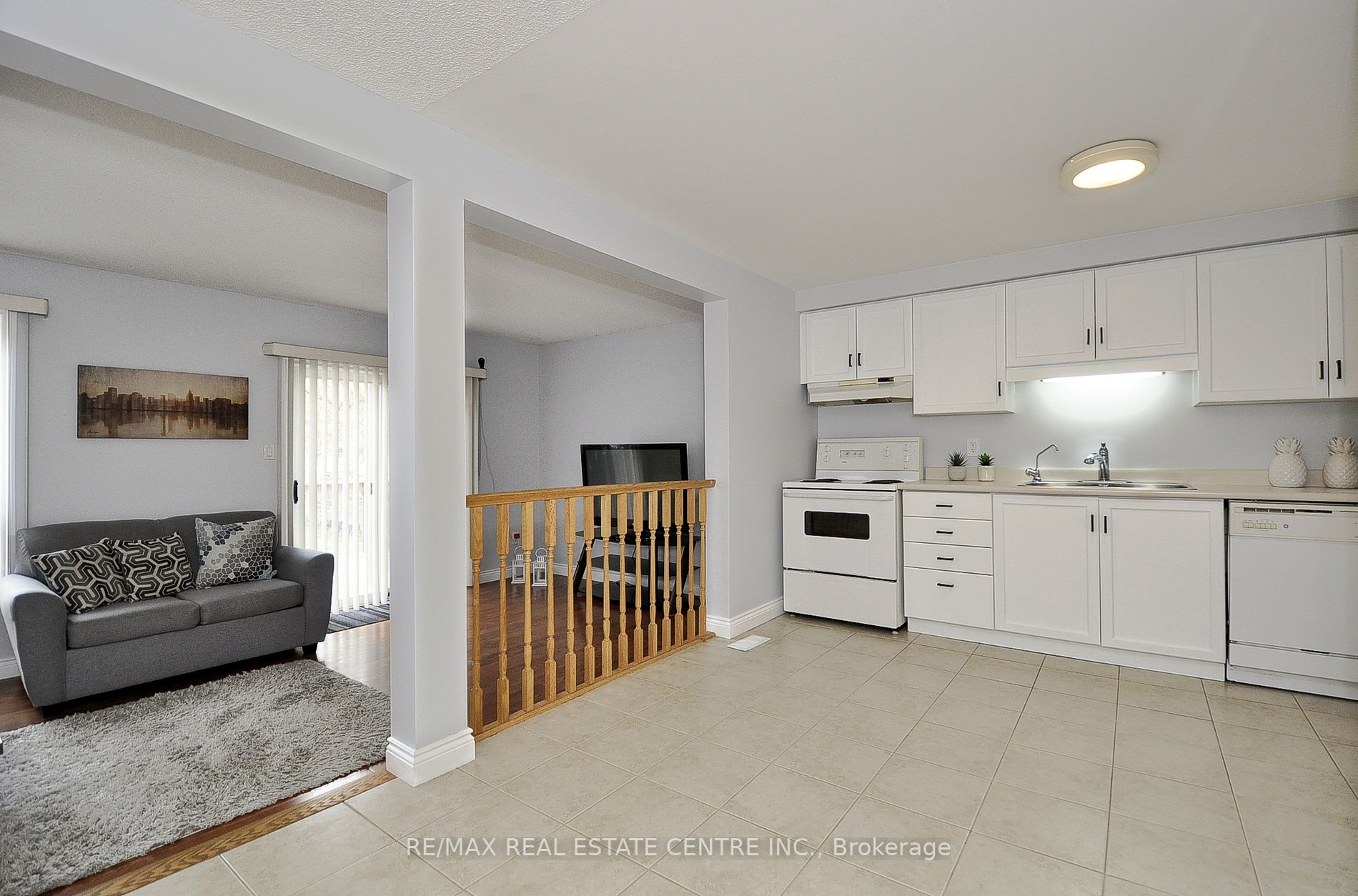 27 Hilldale Dr