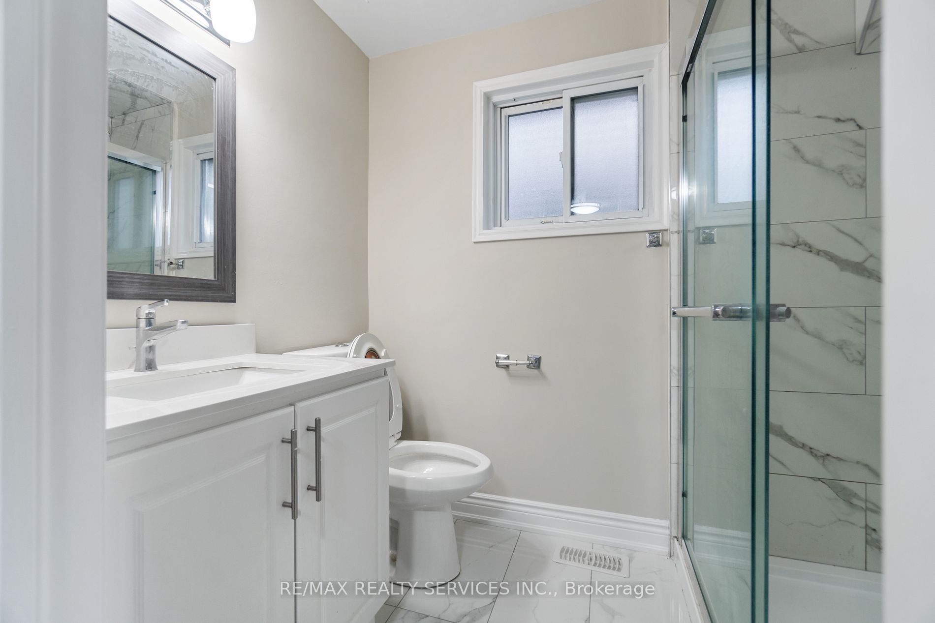 142 Cornerbrook Crescent