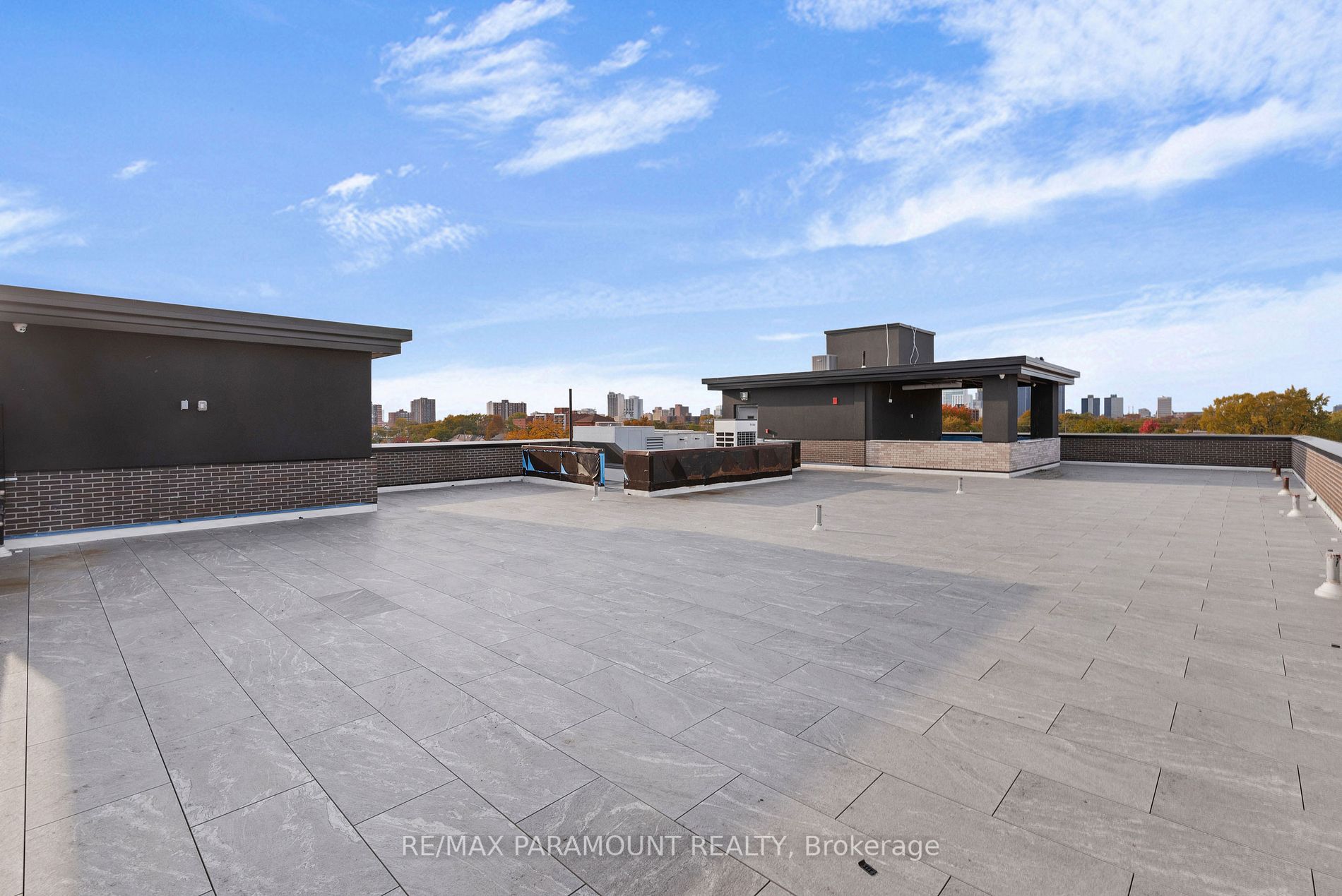 781 Erie Street E, #202