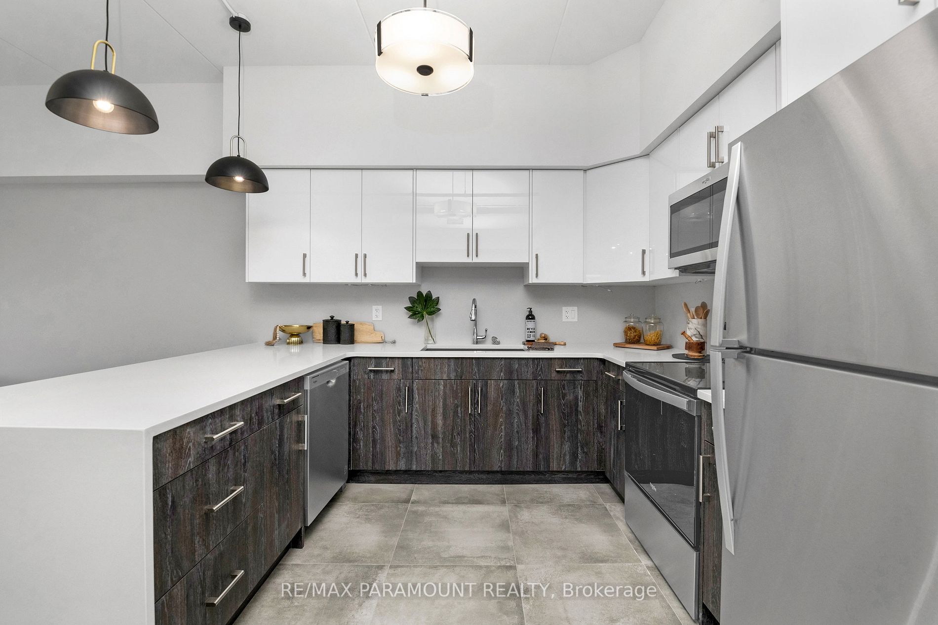 781 Erie Street E, #202