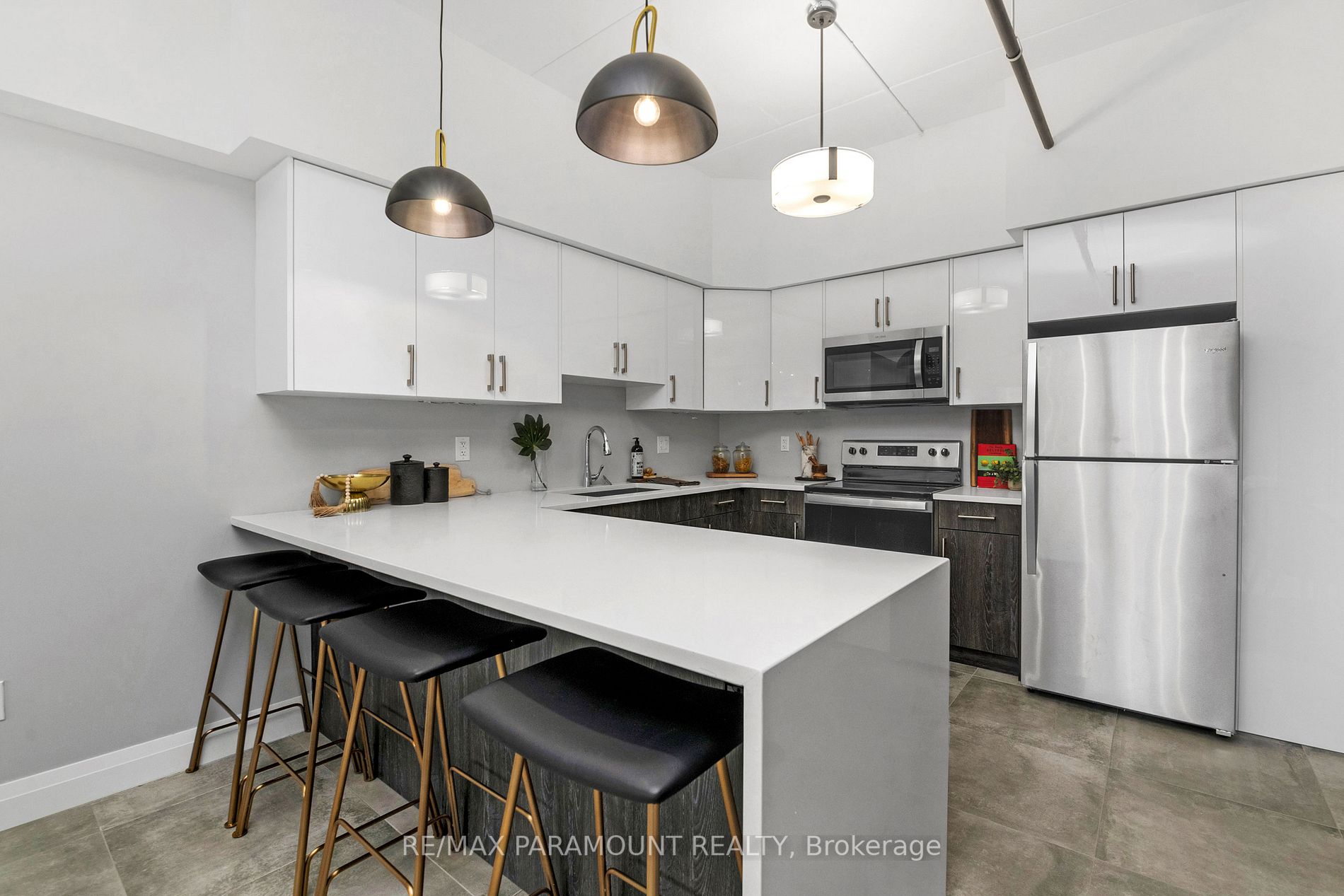 781 Erie Street E, #202