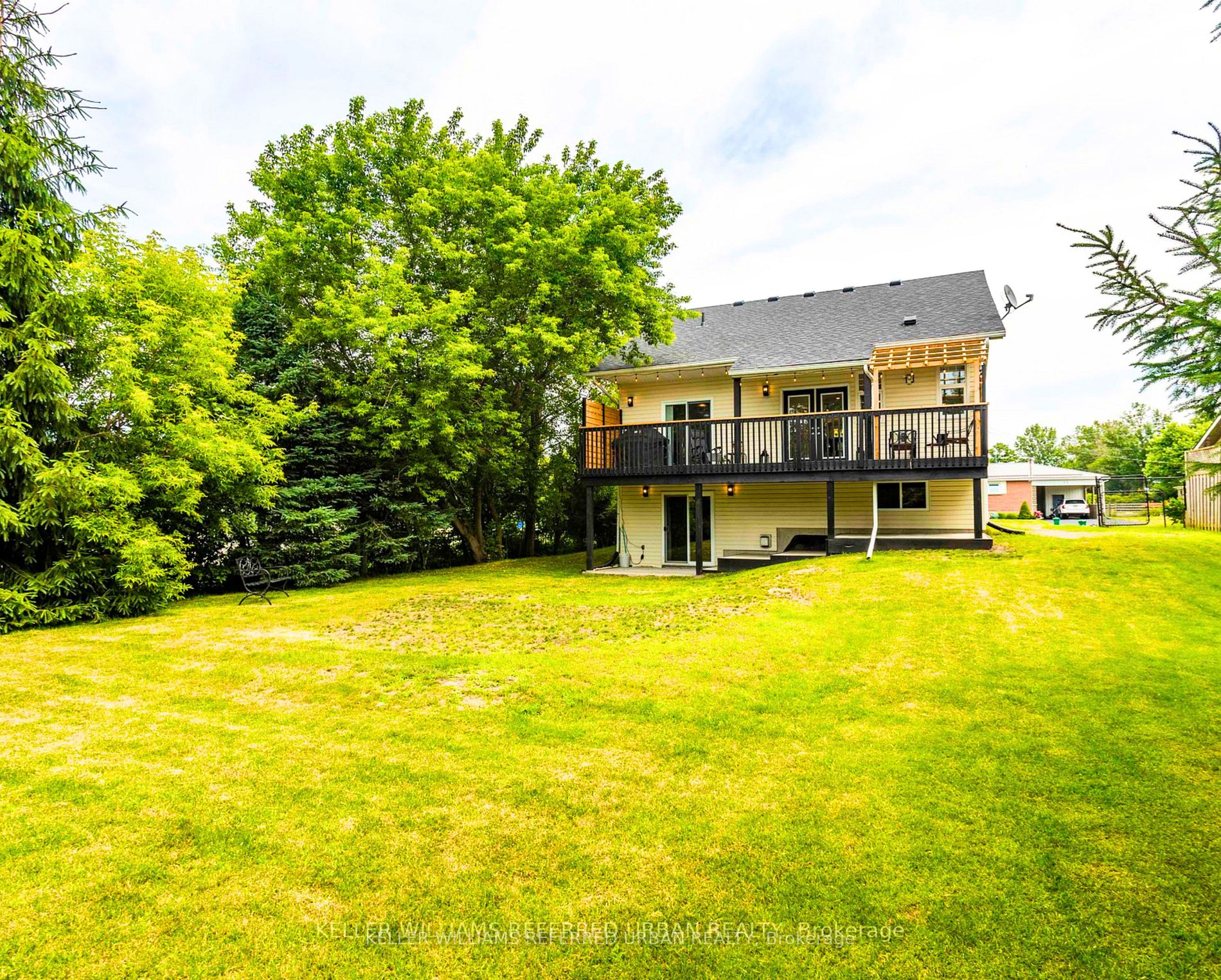 26 Elgin St S