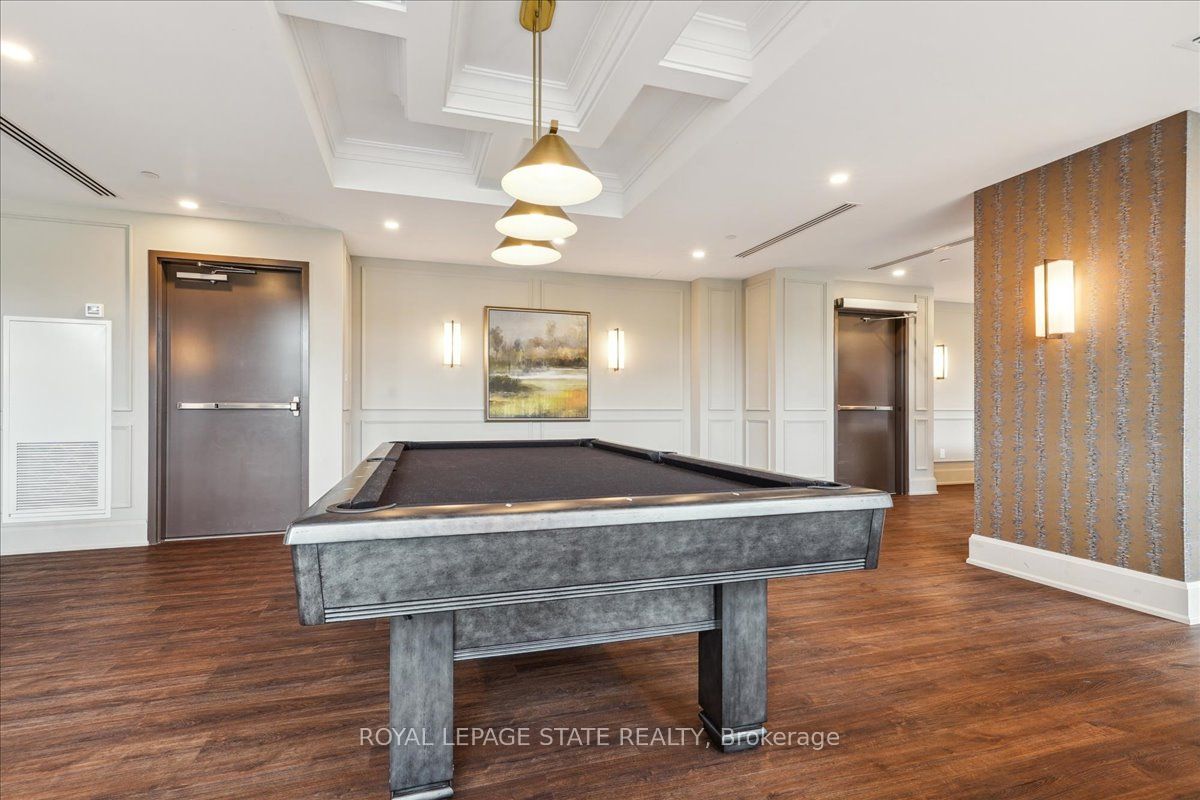 460 Dundas St E, #815