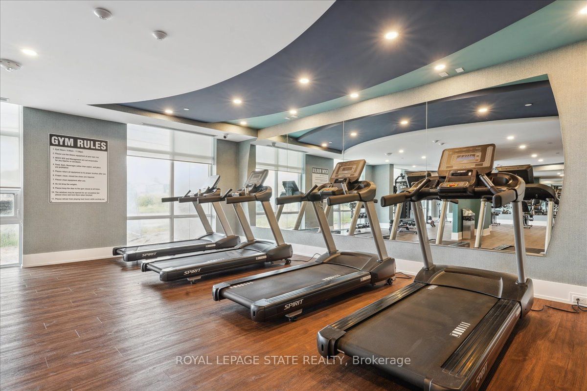 460 Dundas St E, #815