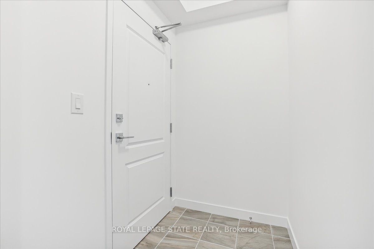 460 Dundas St E, #815