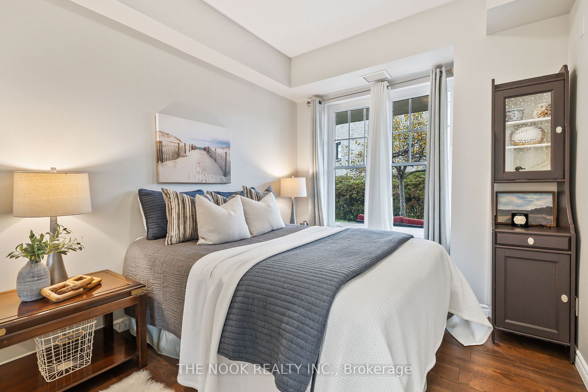 125 Third St, #106
