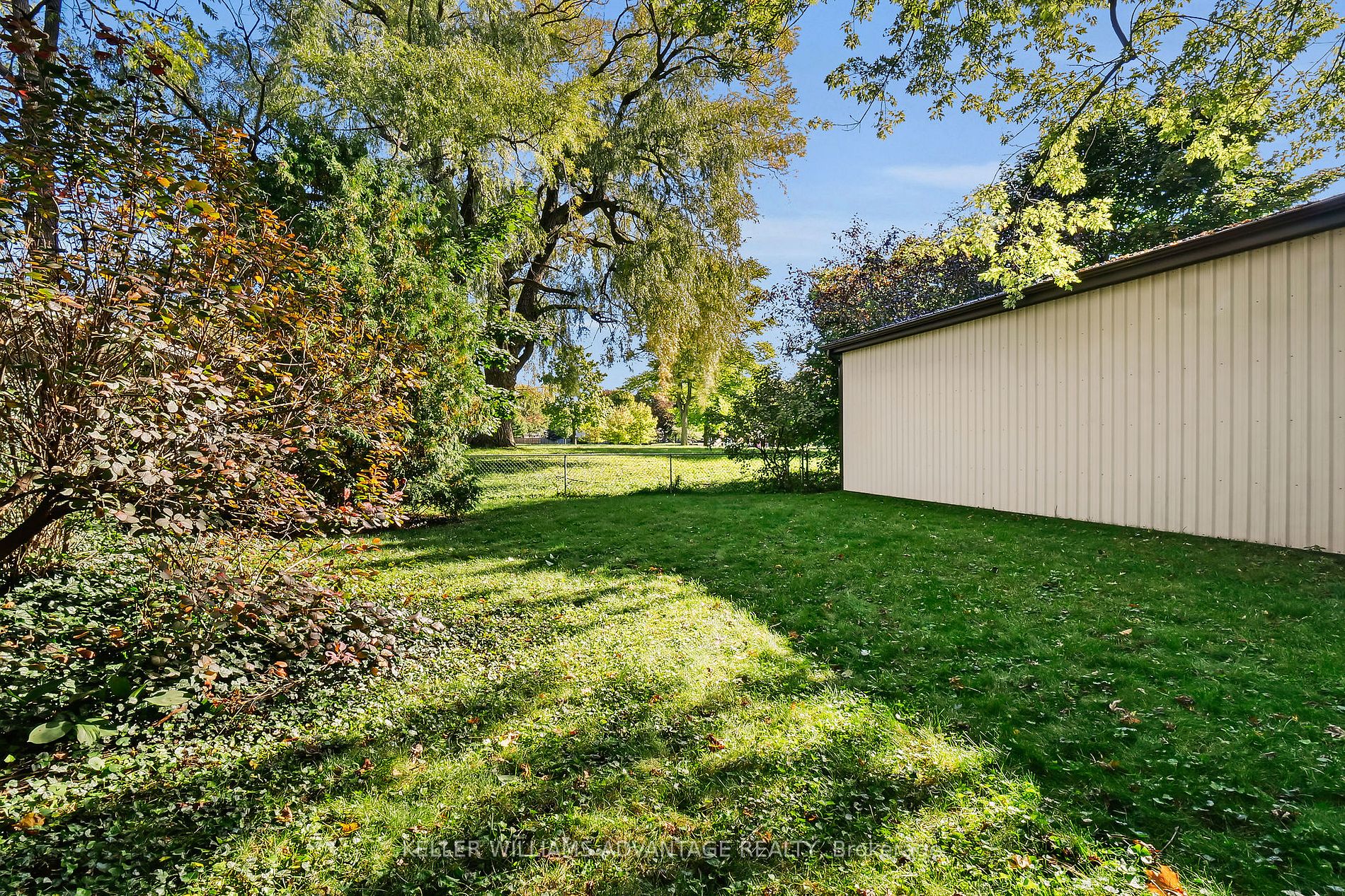 800 Dalkeith Avenue