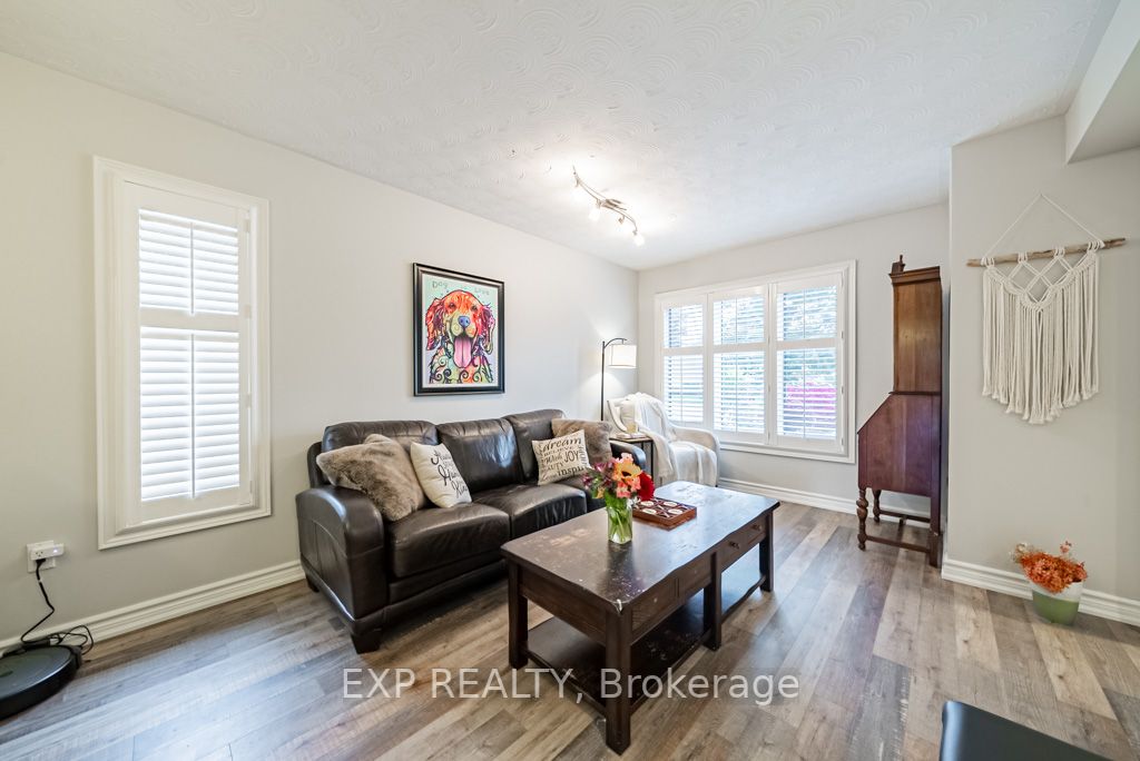47 Richmond Cres