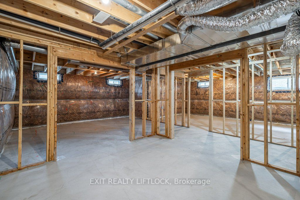 1100 Avery Ave