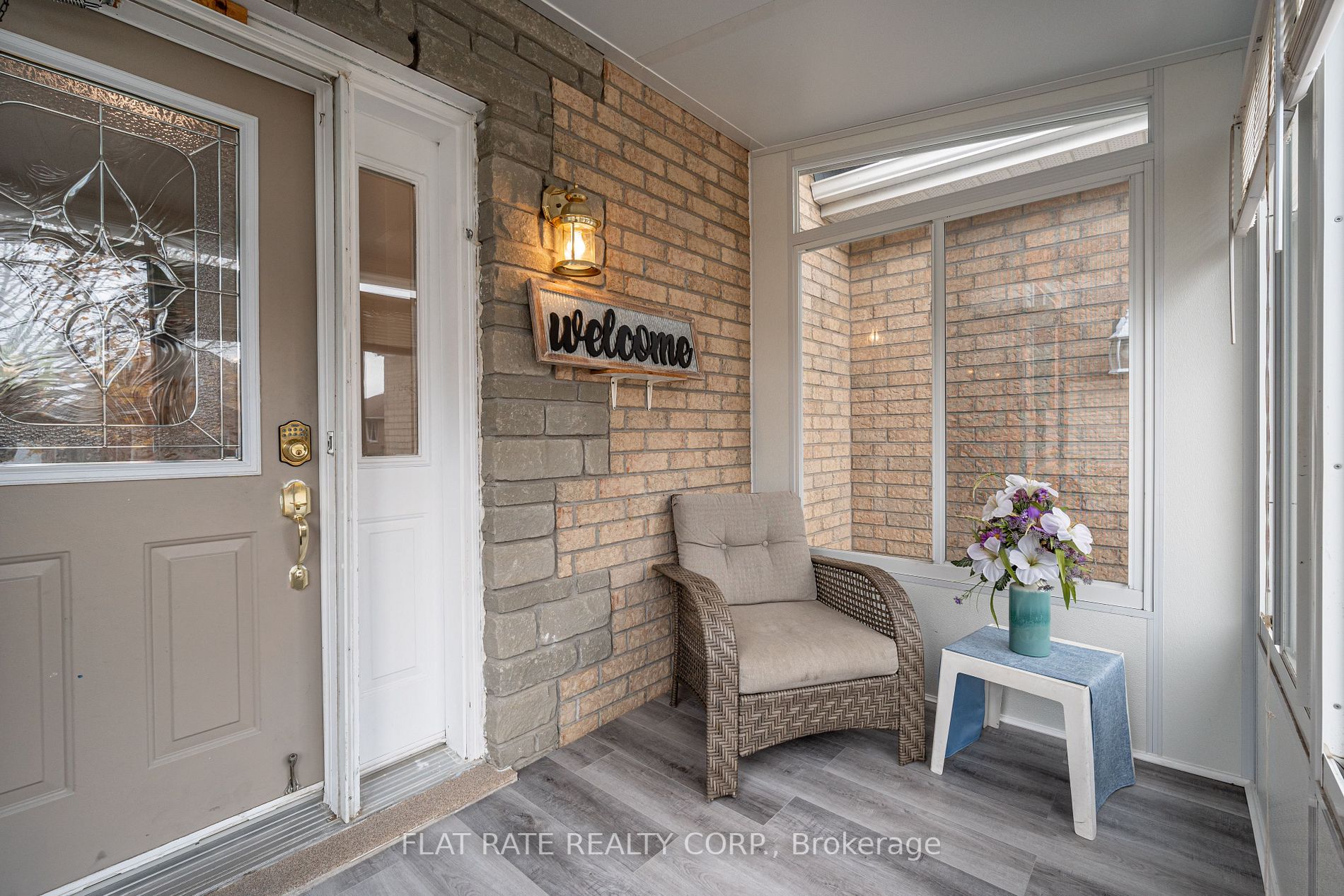 52 MCGIBBON Boulevard
