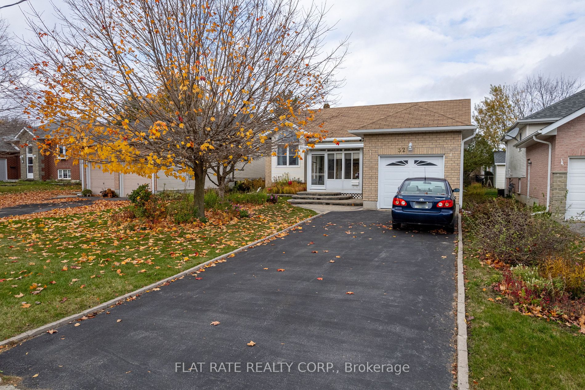52 MCGIBBON Boulevard
