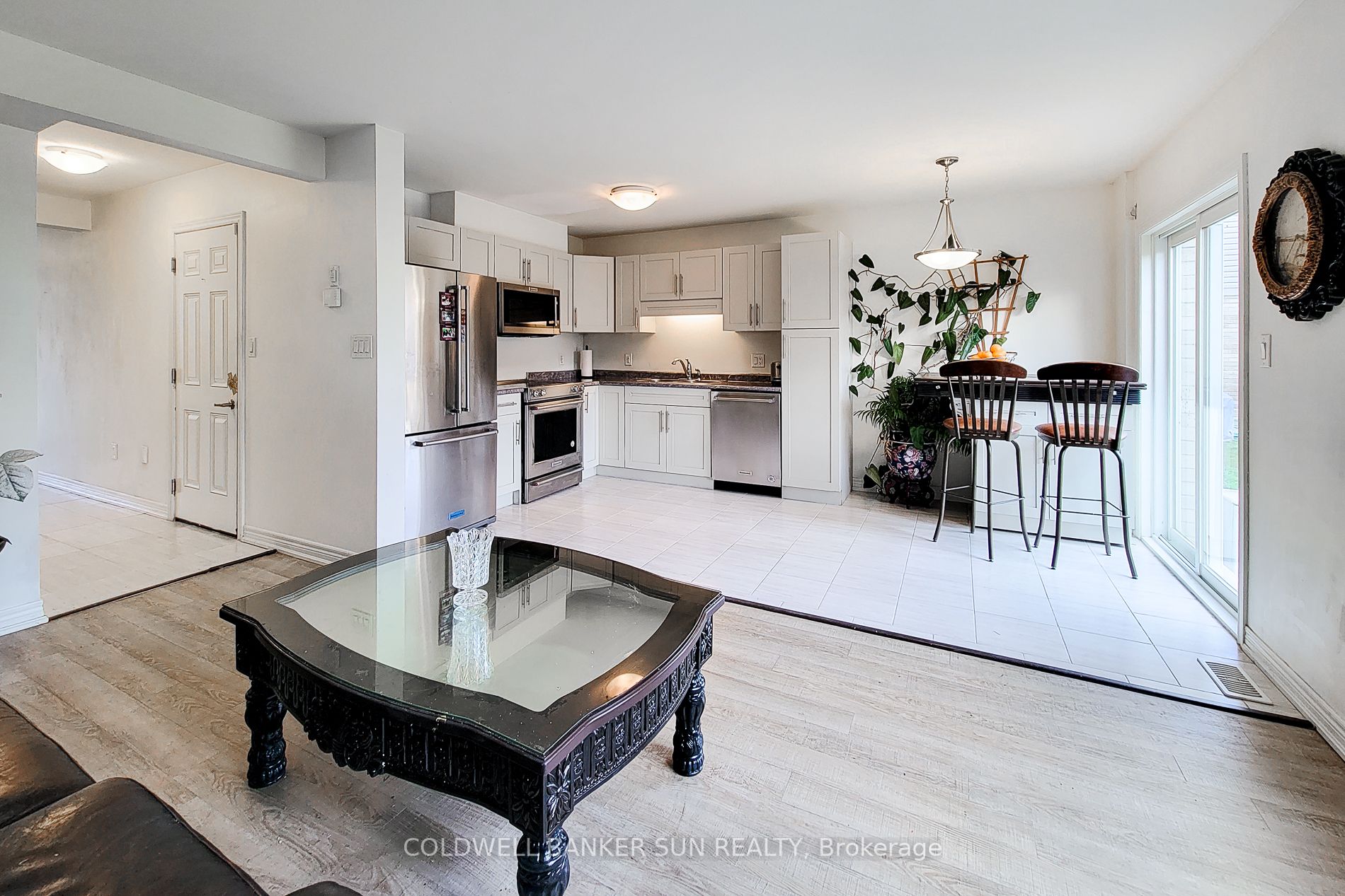 9537 Tallgrass Ave
