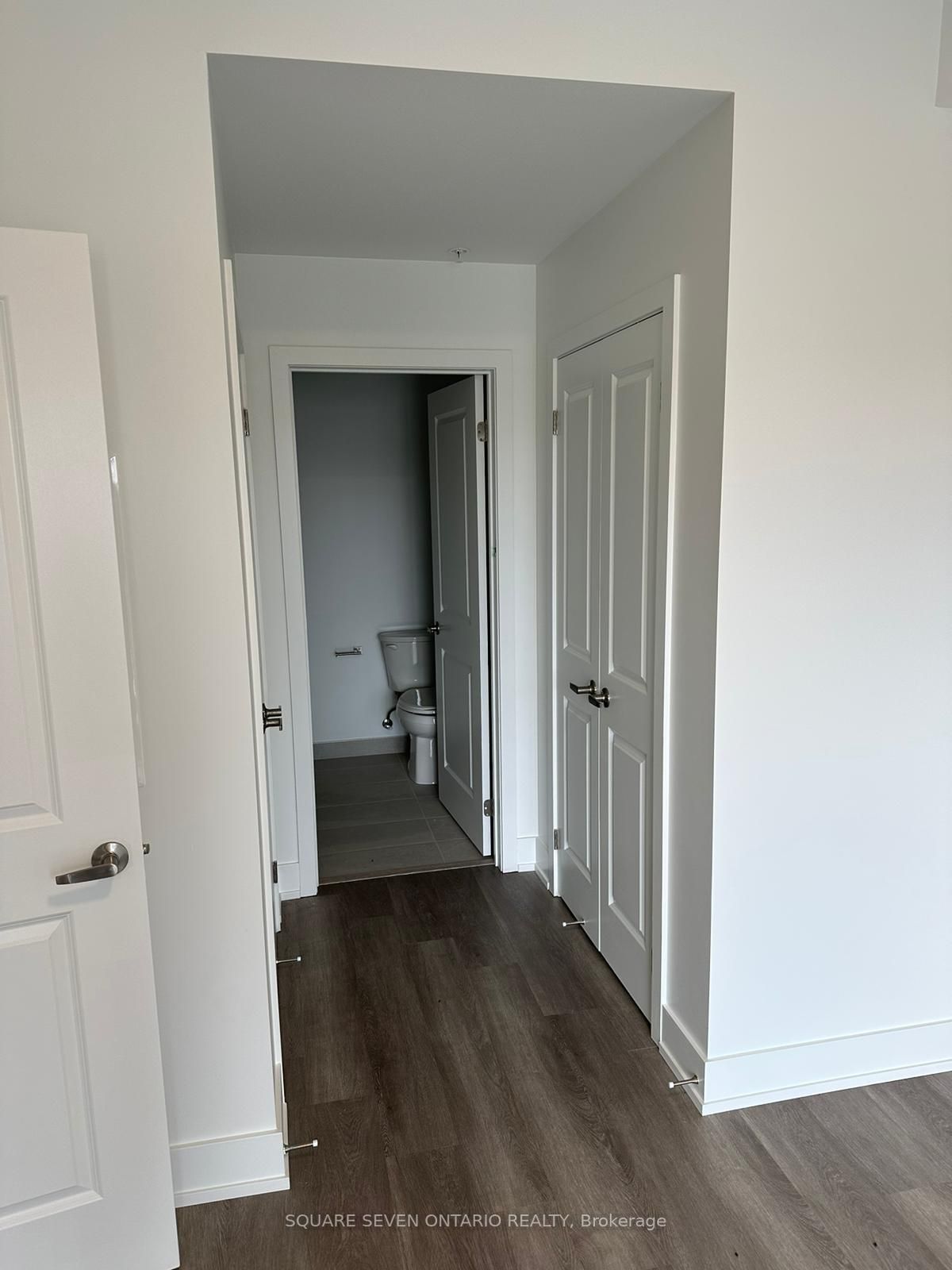 19A West St N, #405