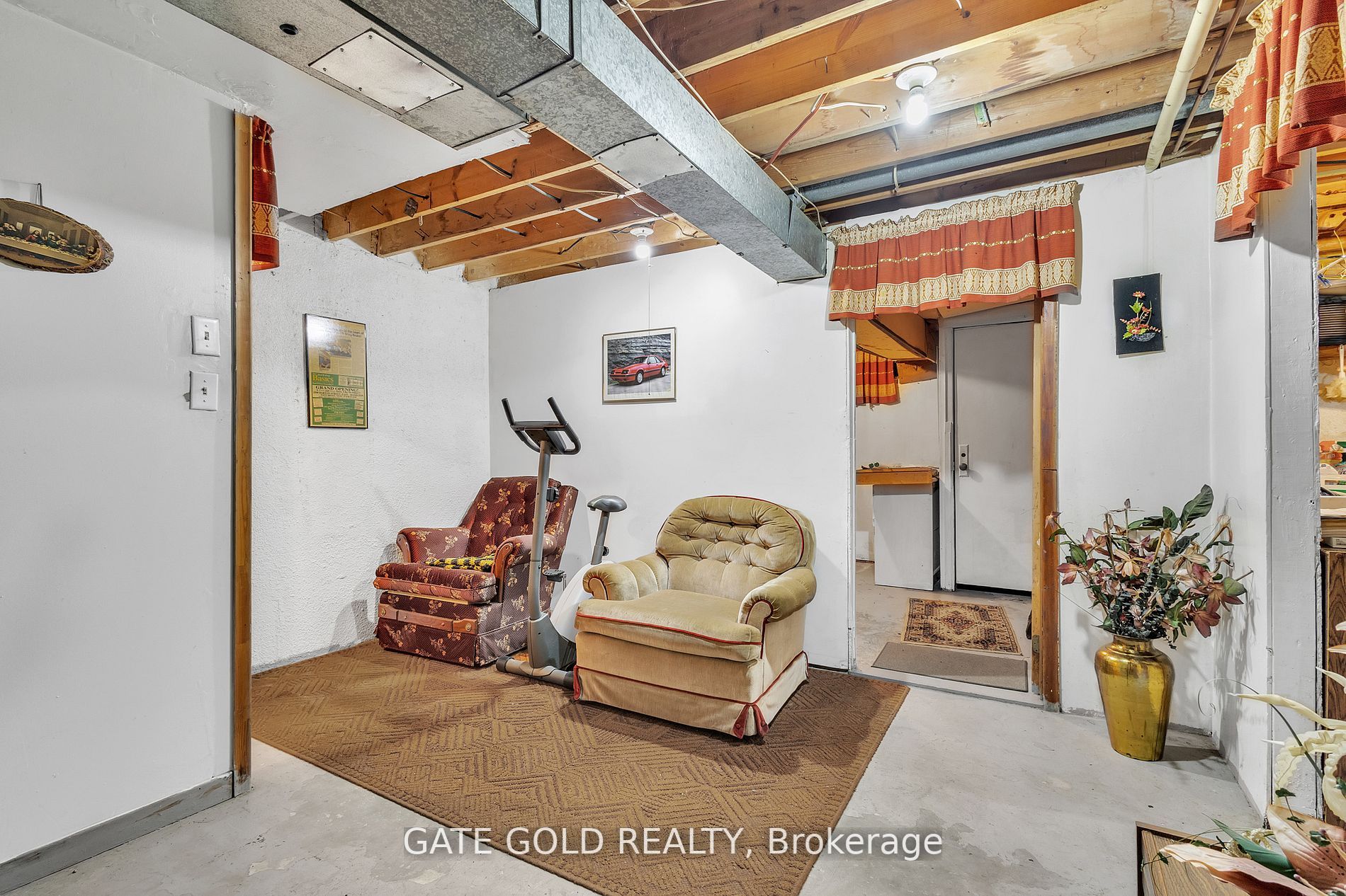 12 Fonthill Rd