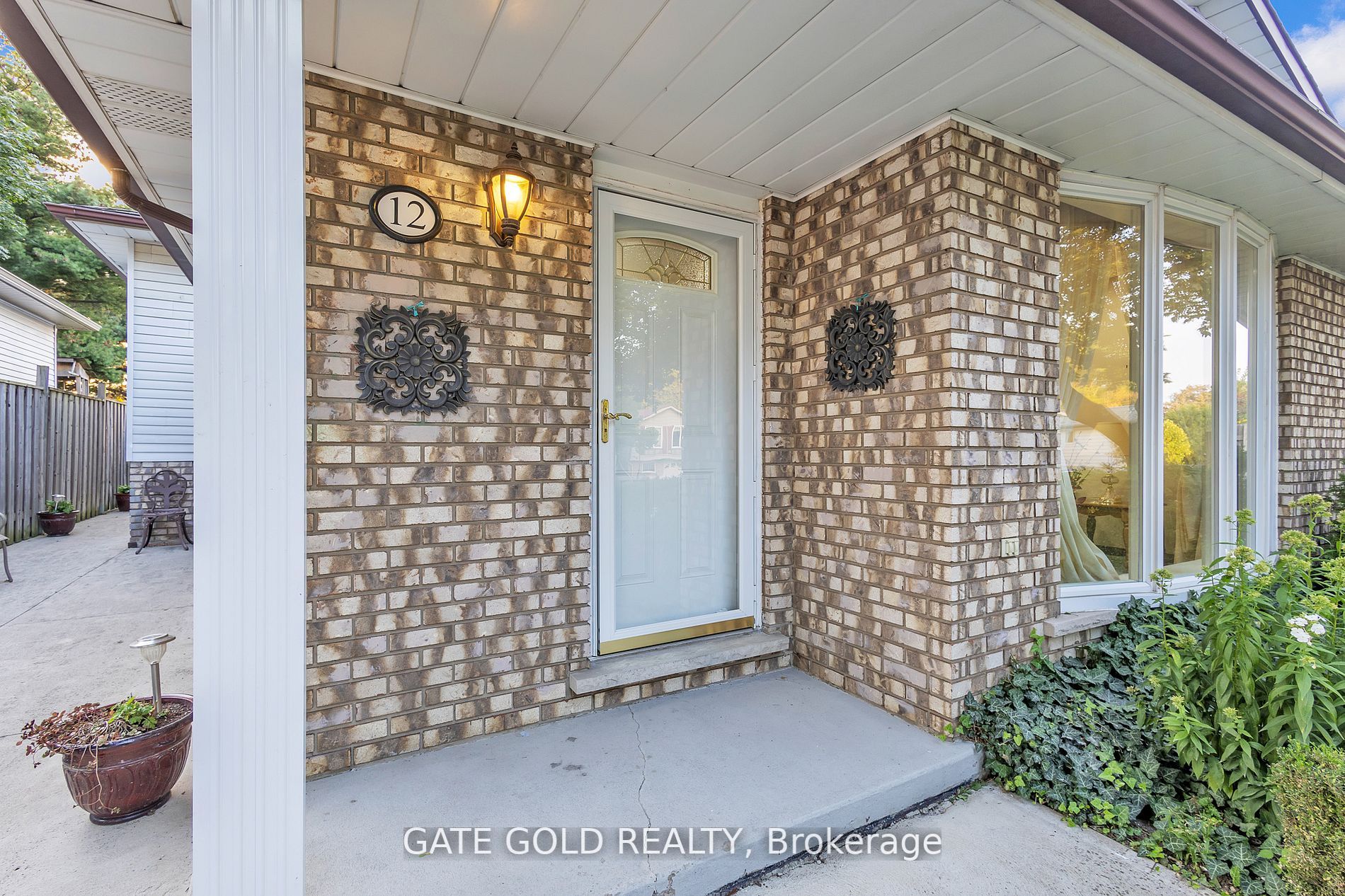12 Fonthill Rd