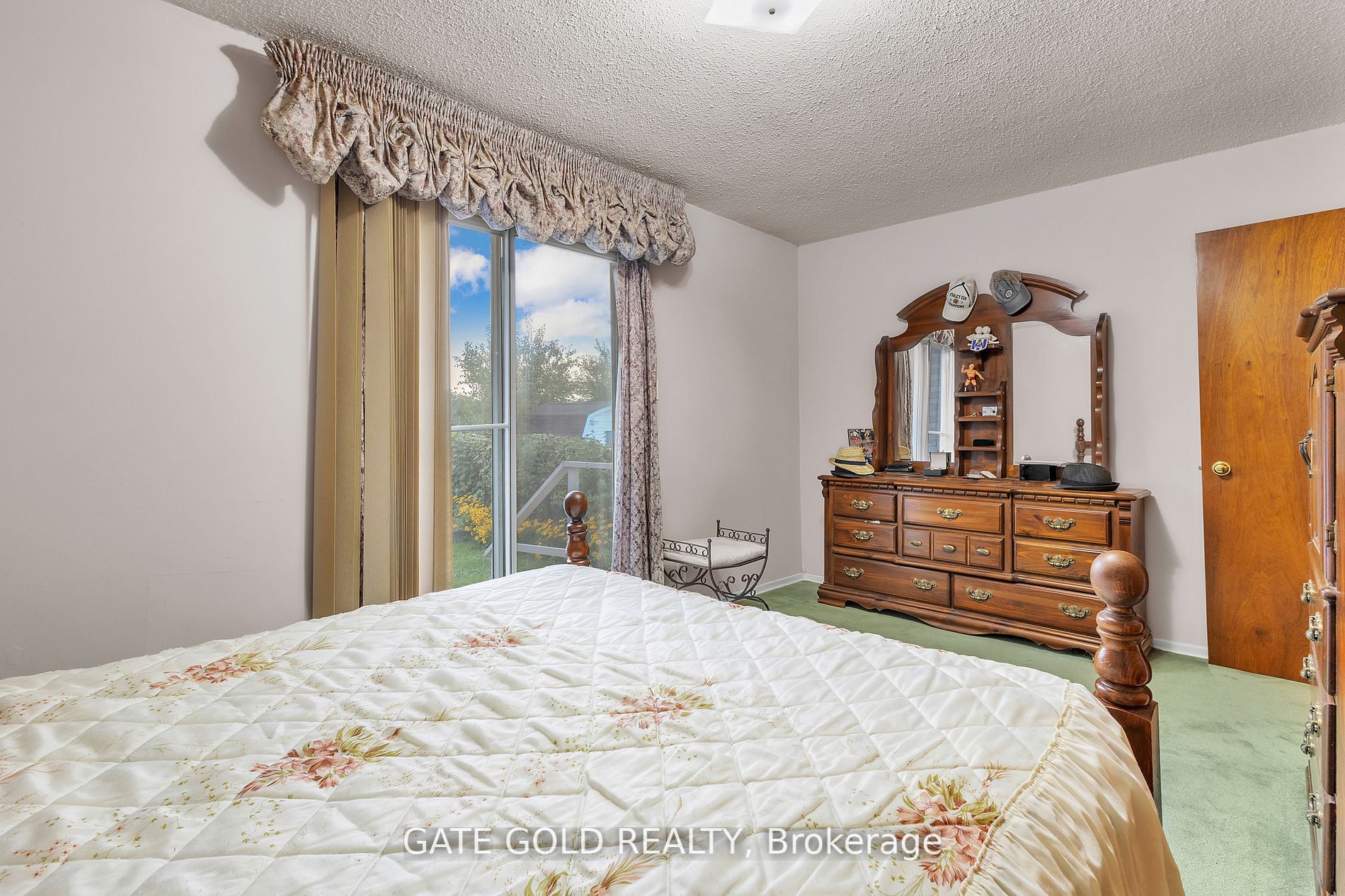 12 Fonthill Rd