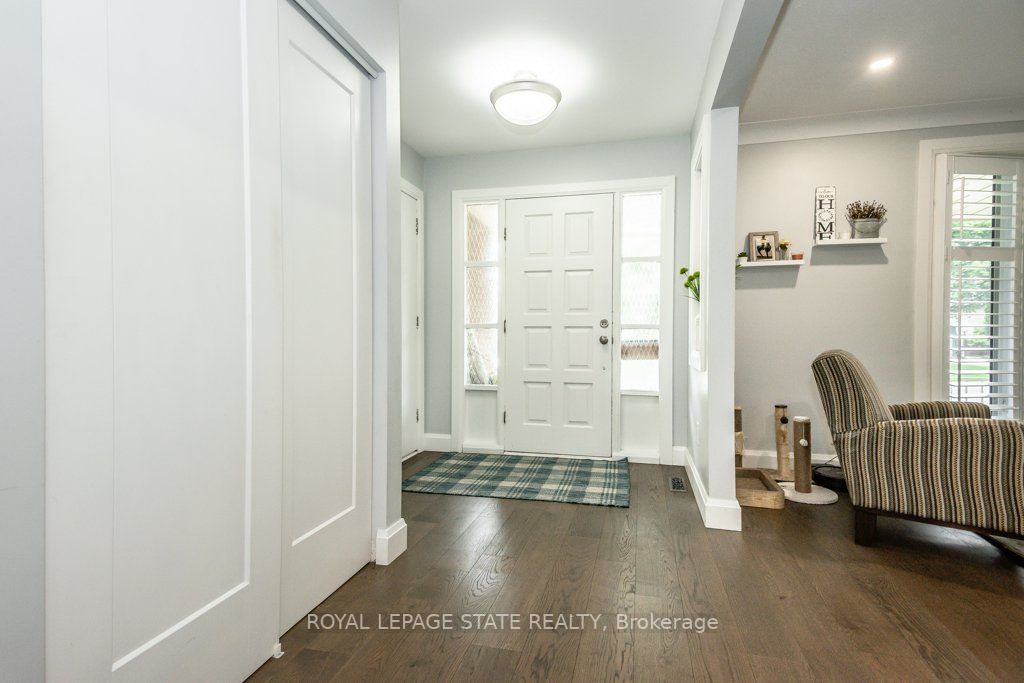 64 Farringford Dr
