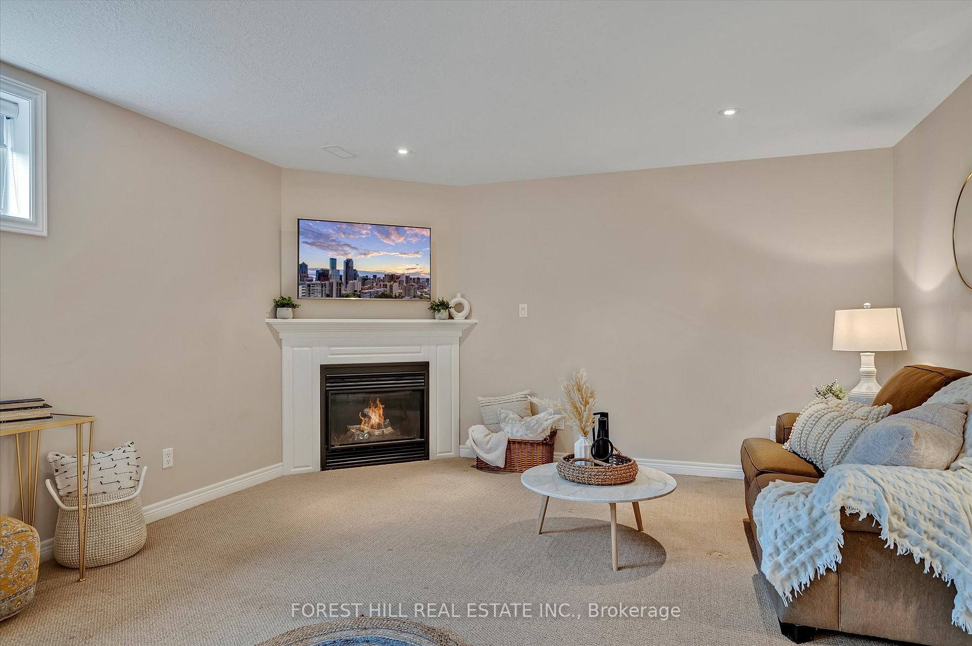 301 Carnegie Ave, #144