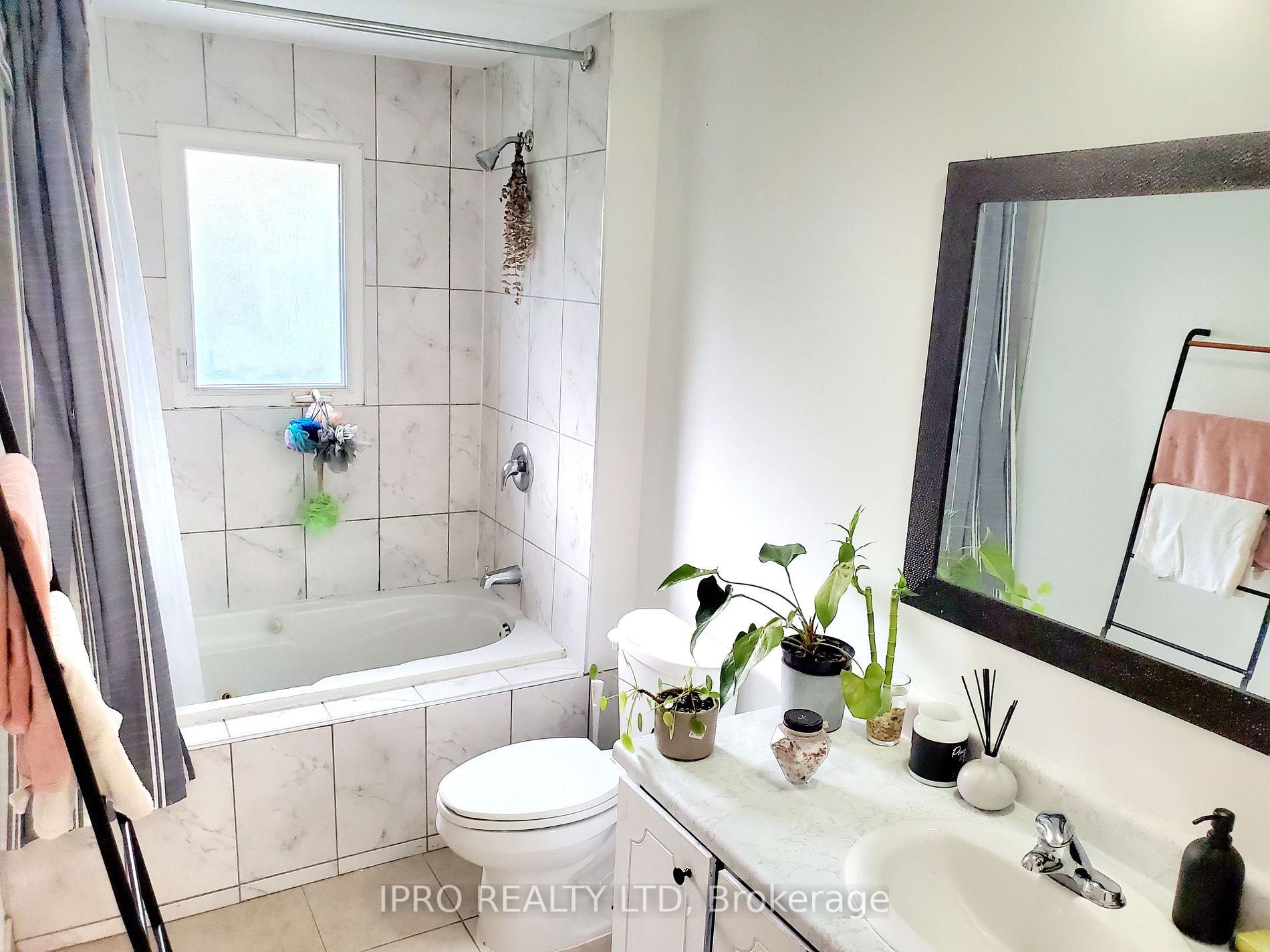 34 Bow Valley Drive, #12