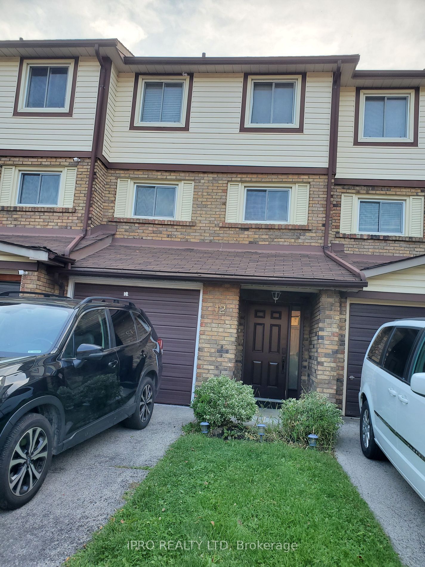 34 Bow Valley Drive, #12