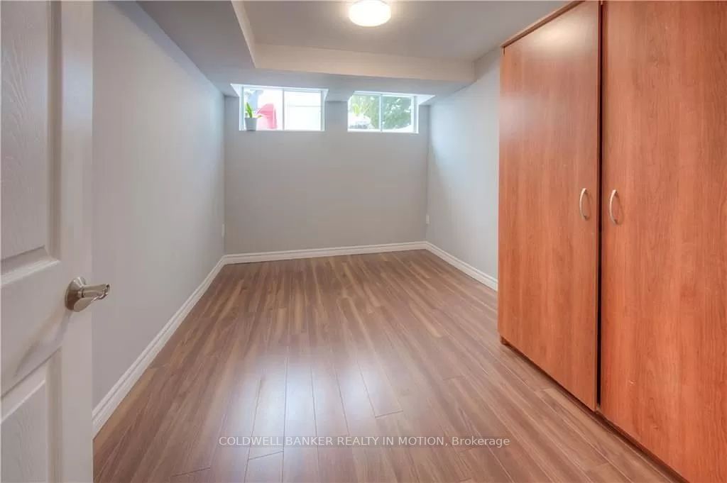 162 Carter Cres