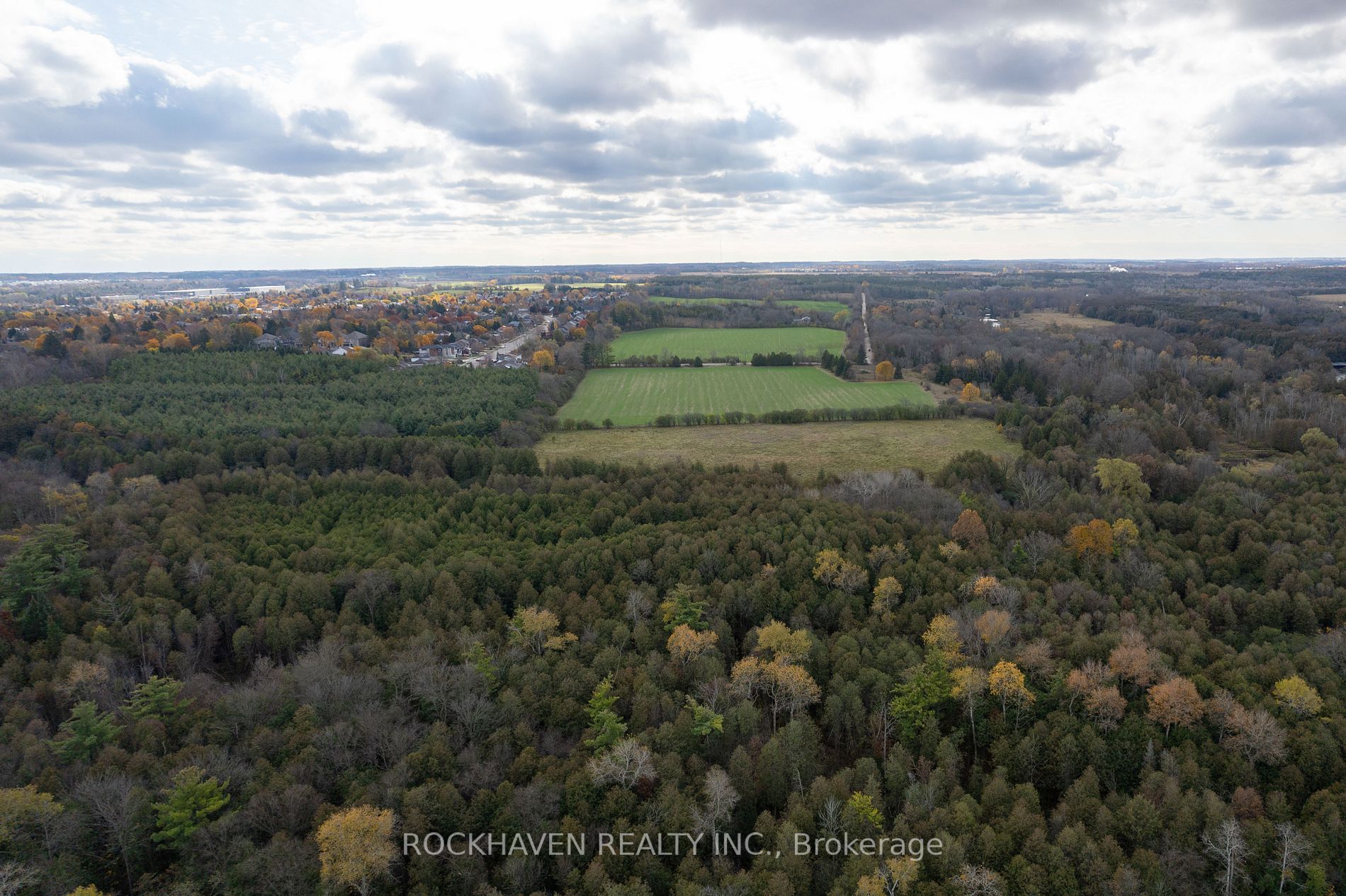 105 Conroy Cres, #411