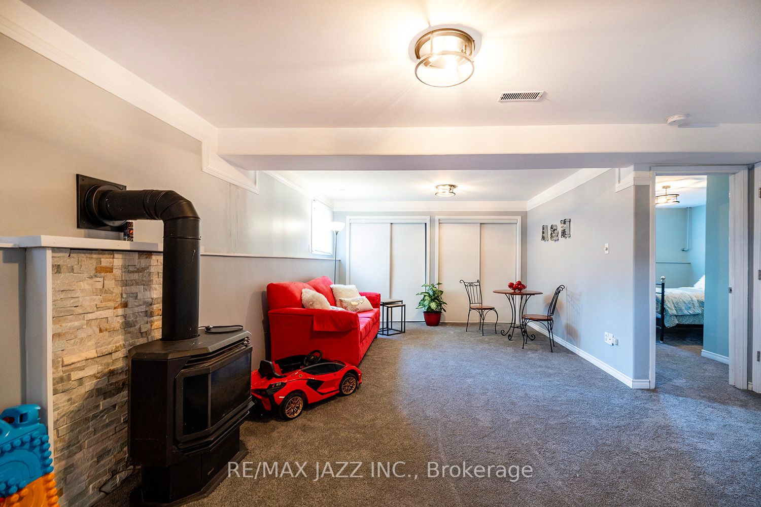 19 Birch Cres