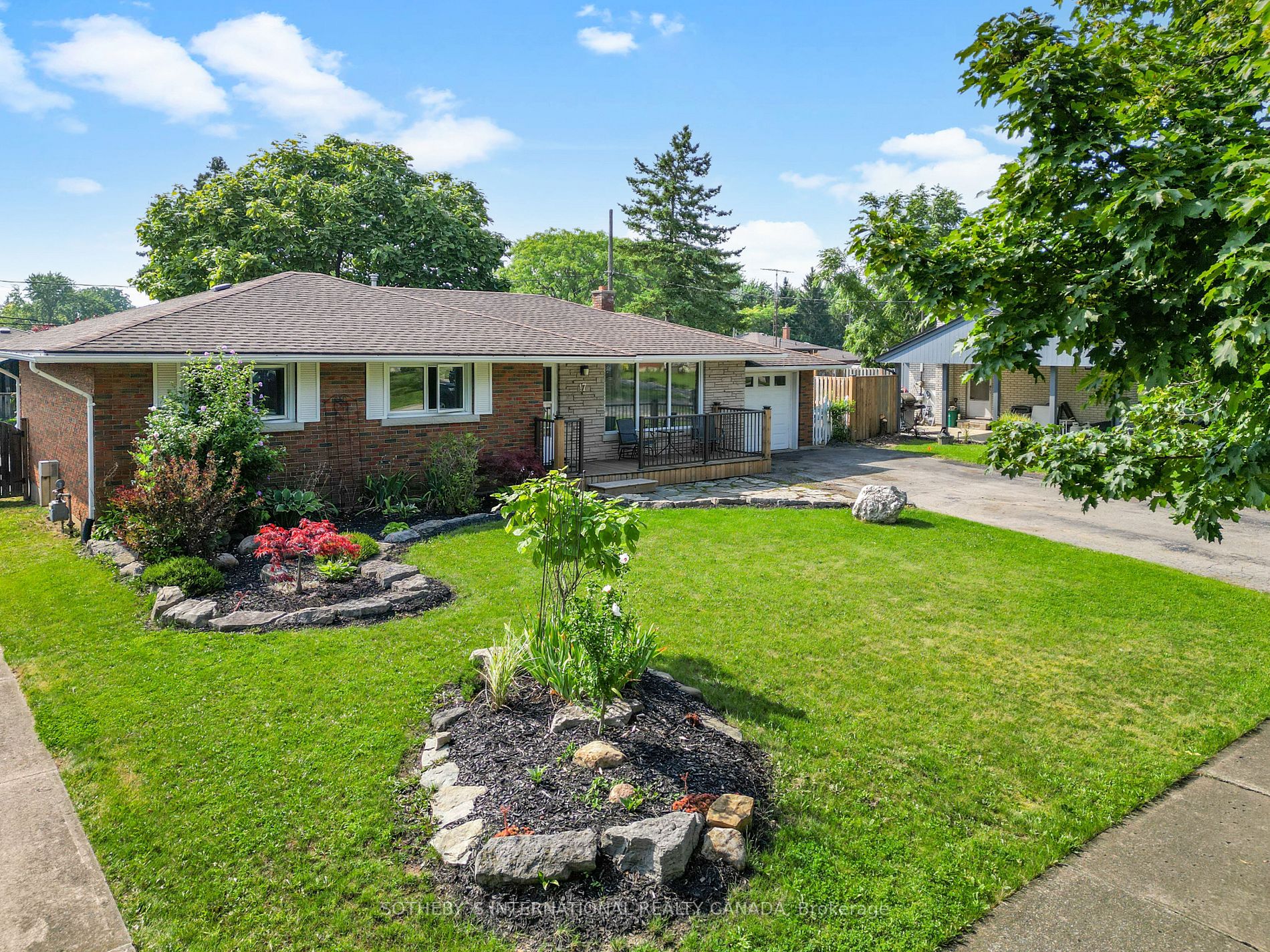 17 Clearview Hts