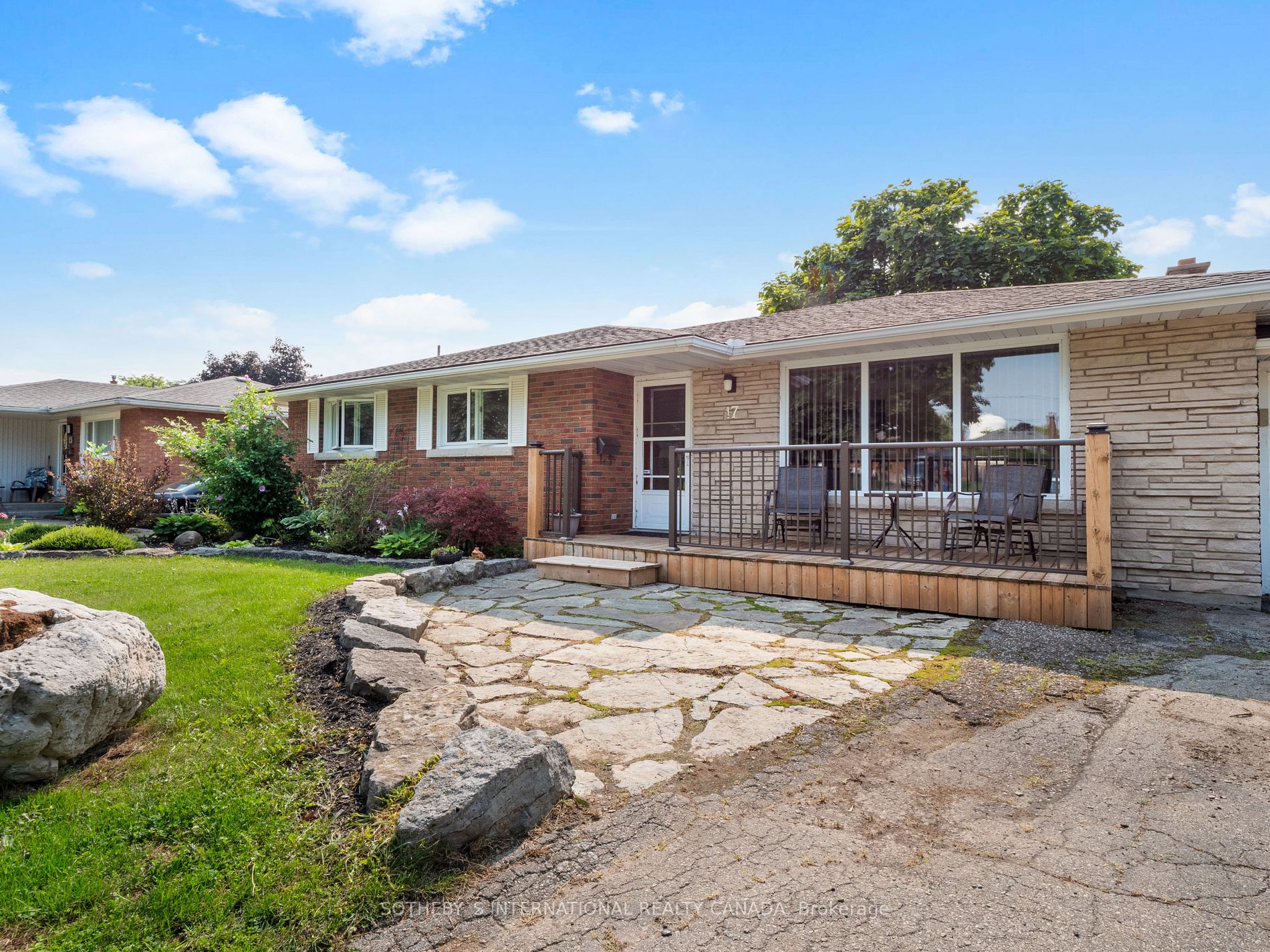 17 Clearview Hts