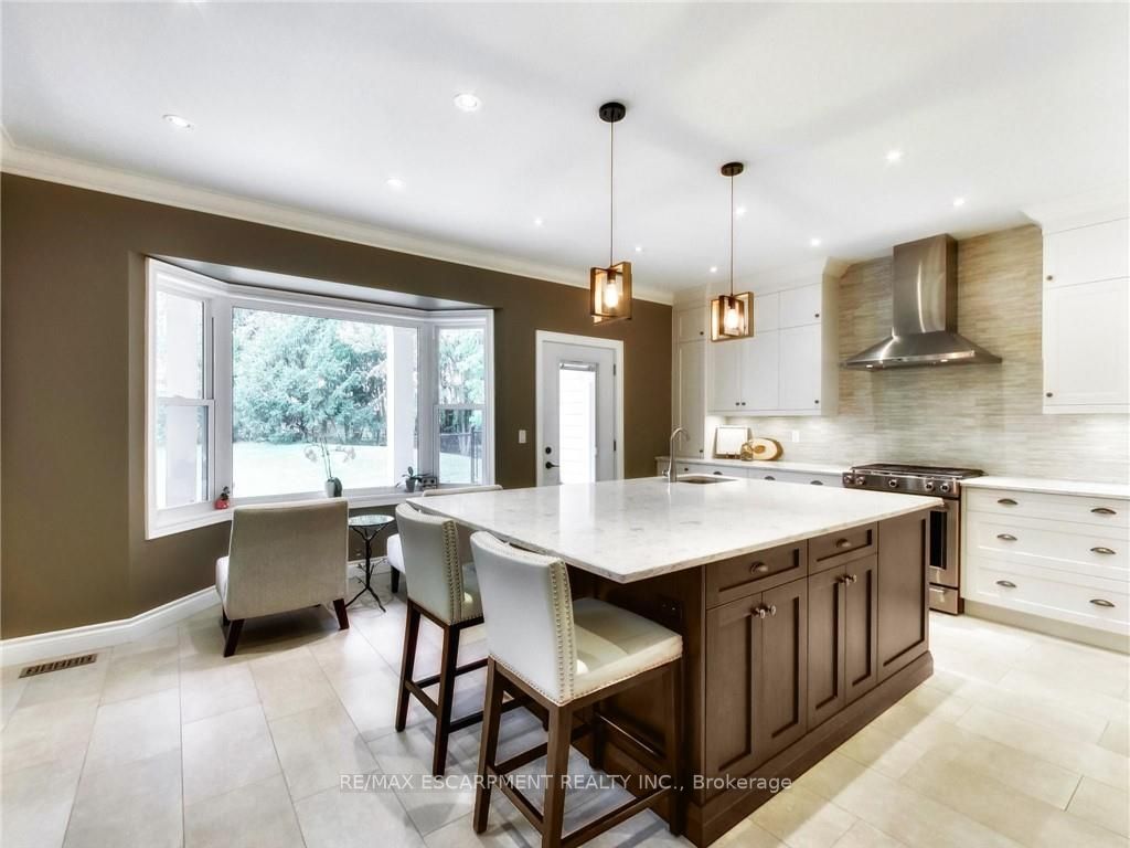 2465 Jerseyville Rd W
