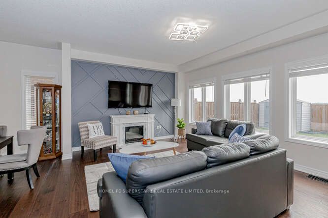46 Whistler St