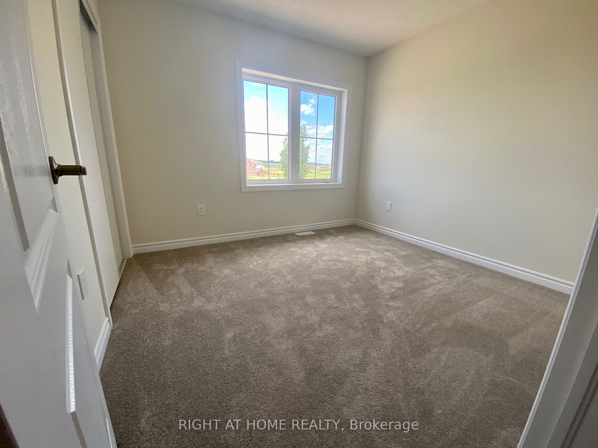 77 Anderson Rd